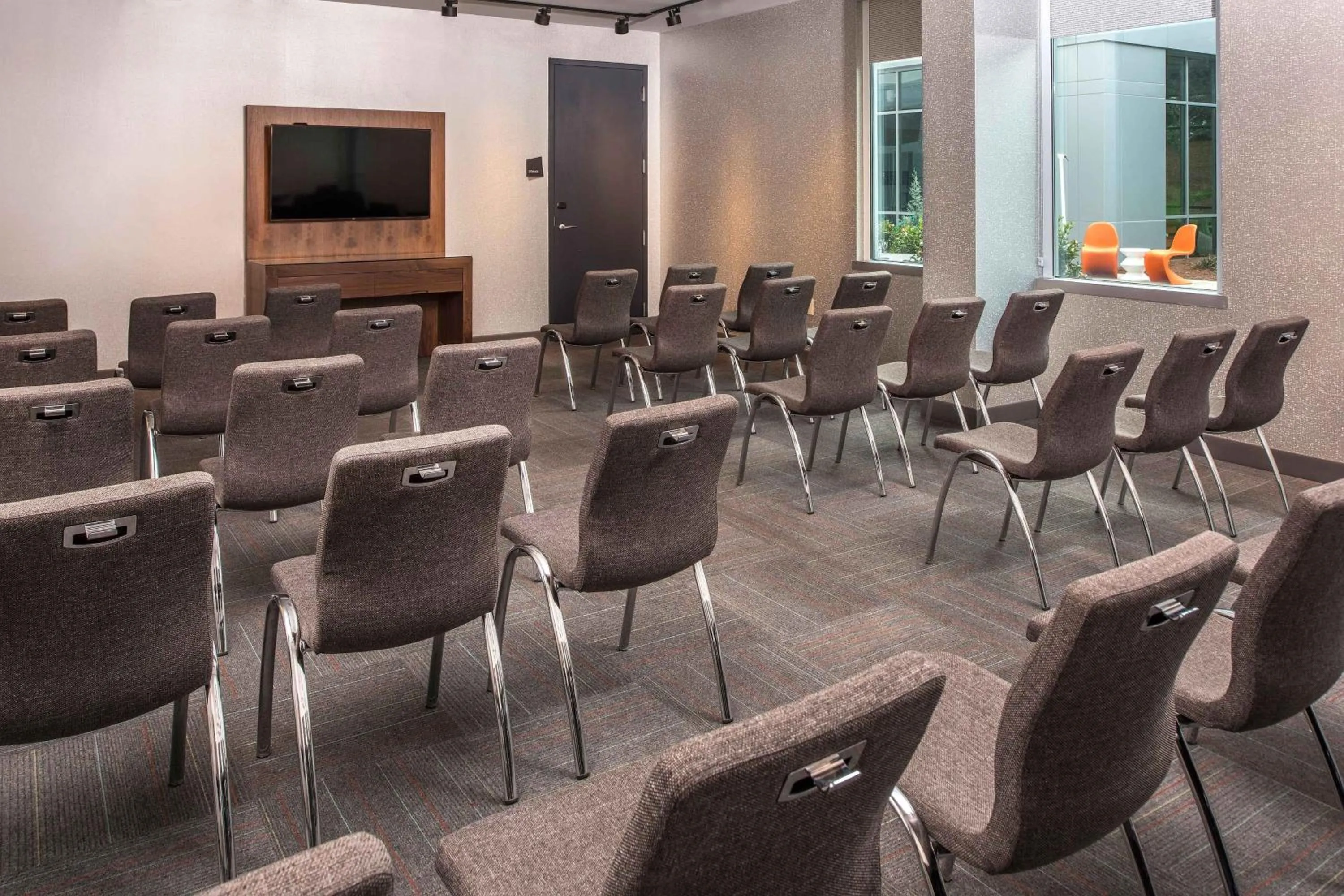 Meeting/conference room in Aloft Charlotte Ballantyne
