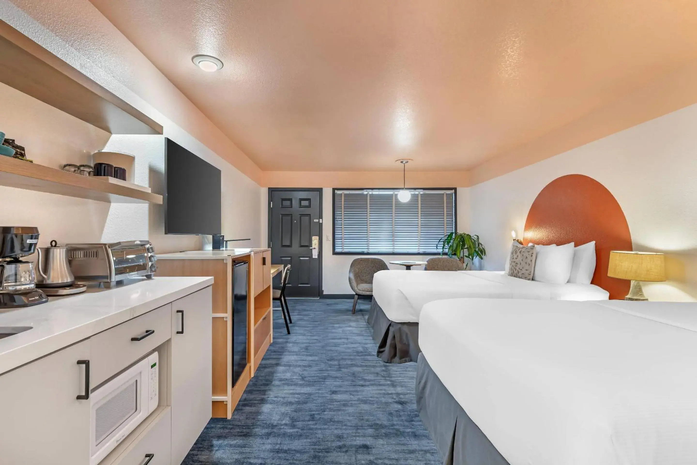 Bedroom, Bed in The Sandman Santa Rosa Sonoma, an Ascend Collection Hotel Bedroom, Bed in The Sandman Santa Rosa Sonoma, an Ascend Collection Hotel