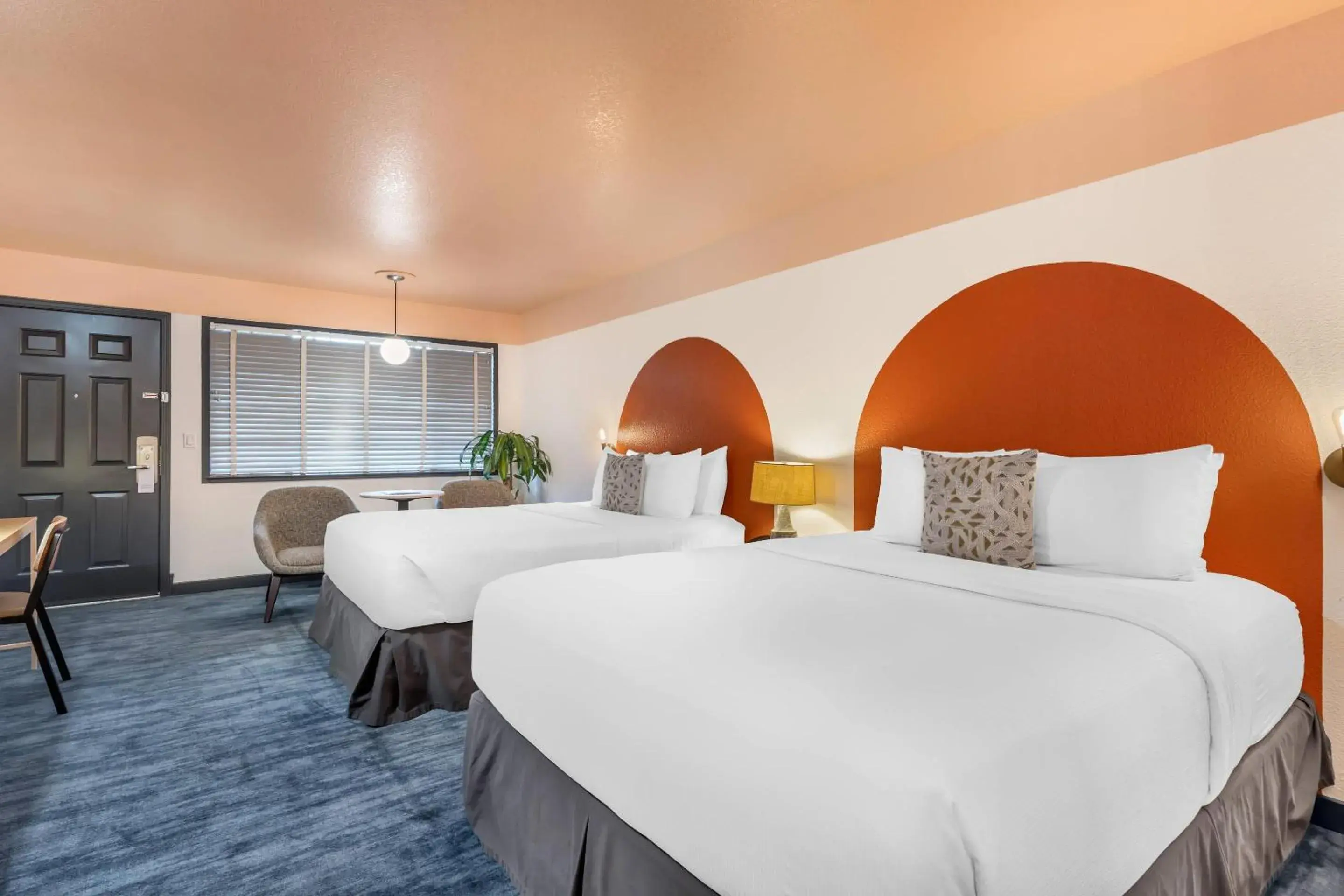 Bedroom, Bed in The Sandman Santa Rosa Sonoma, an Ascend Collection Hotel Bedroom, Bed in The Sandman Santa Rosa Sonoma, an Ascend Collection Hotel