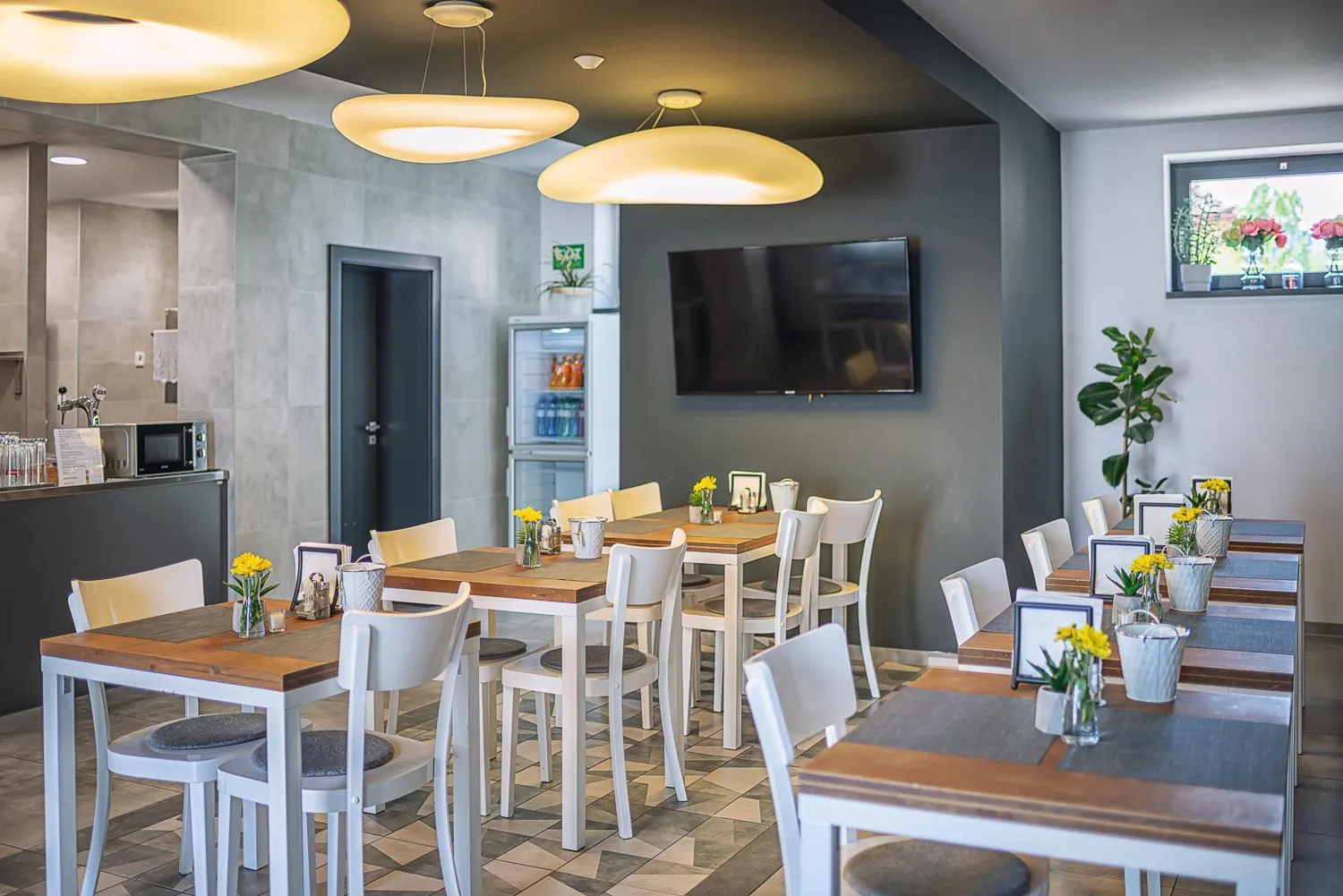 Dining area in TIMEOUT City Hotel