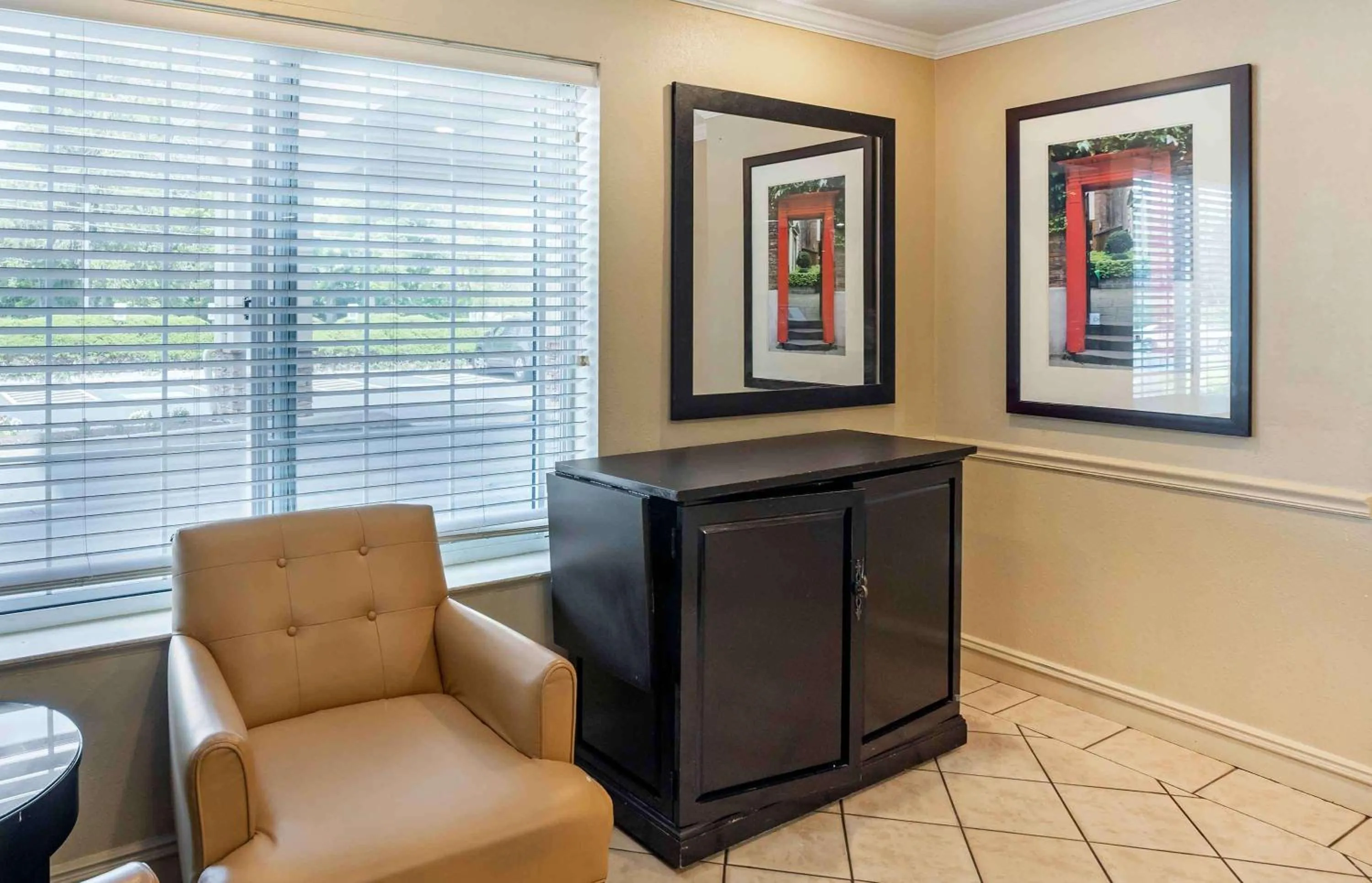 Breakfast in Extended Stay America Suites - Philadelphia - Horsham - Dresher Rd