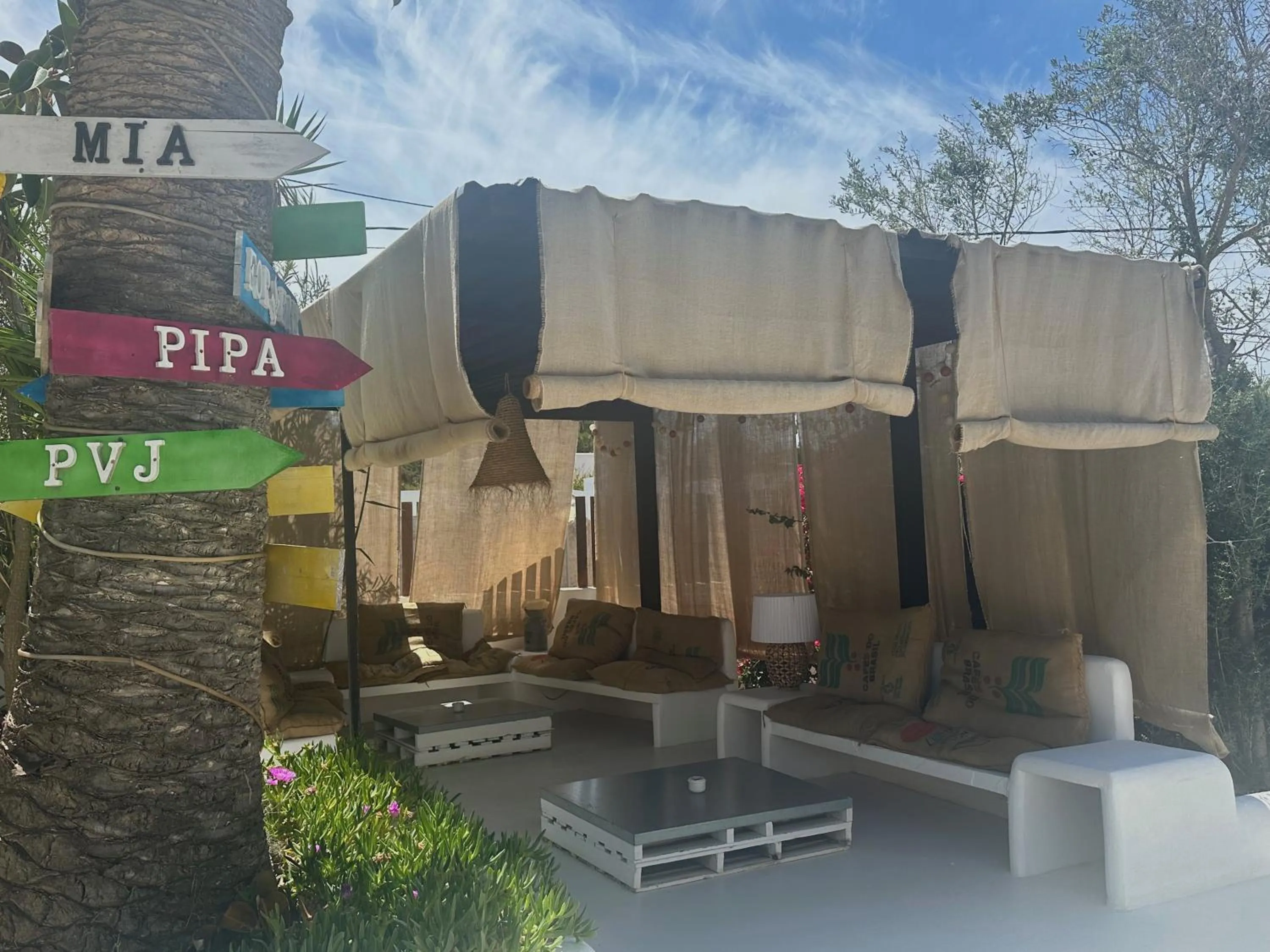 Seating area in PAIISE Hotels