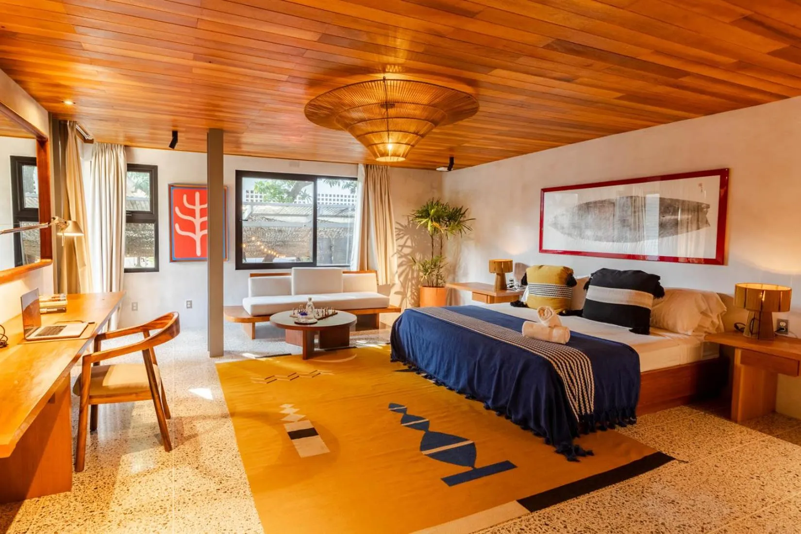 Bedroom, Bed in Somos