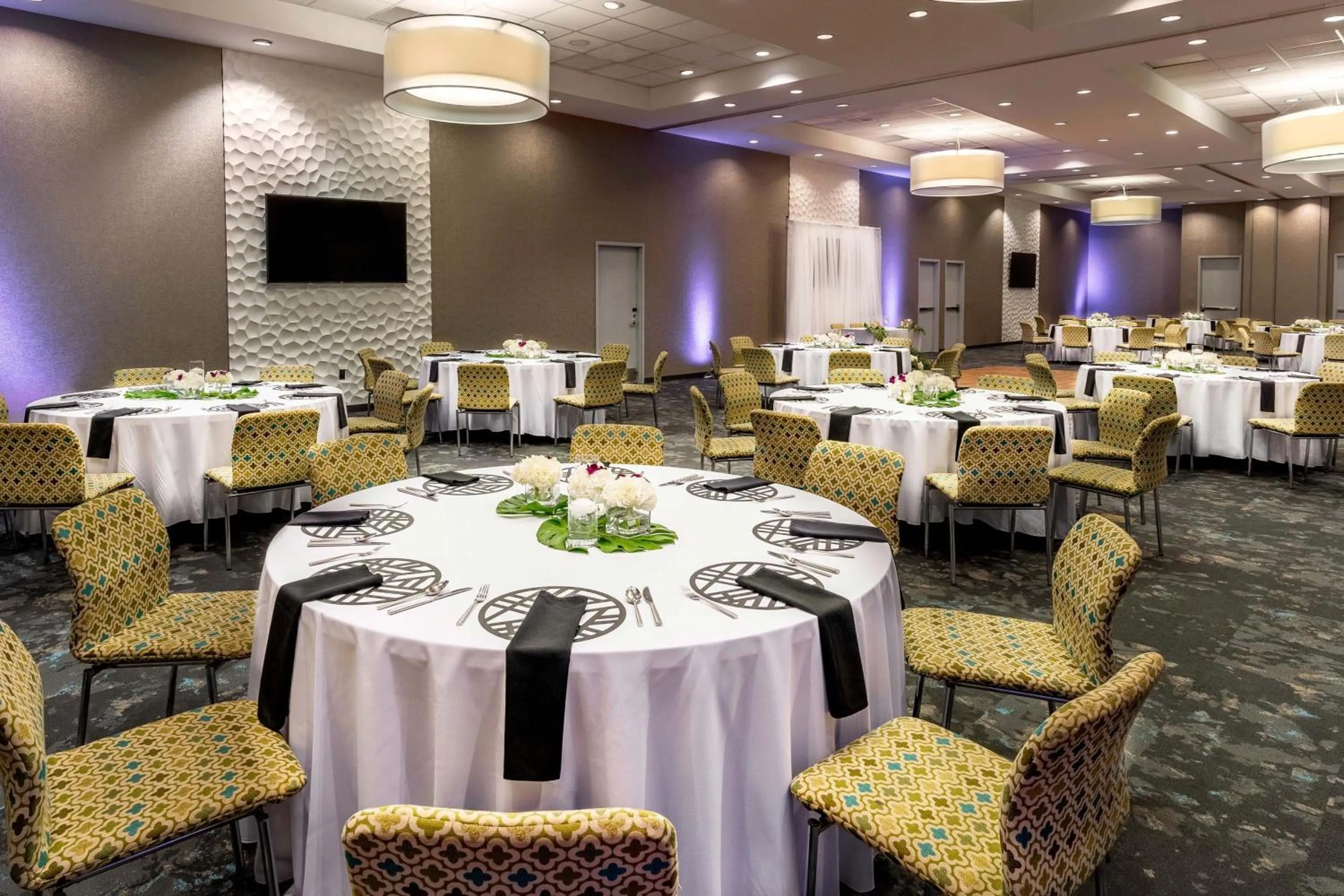 Meeting/conference room in Aloft Jacksonville Tapestry Park