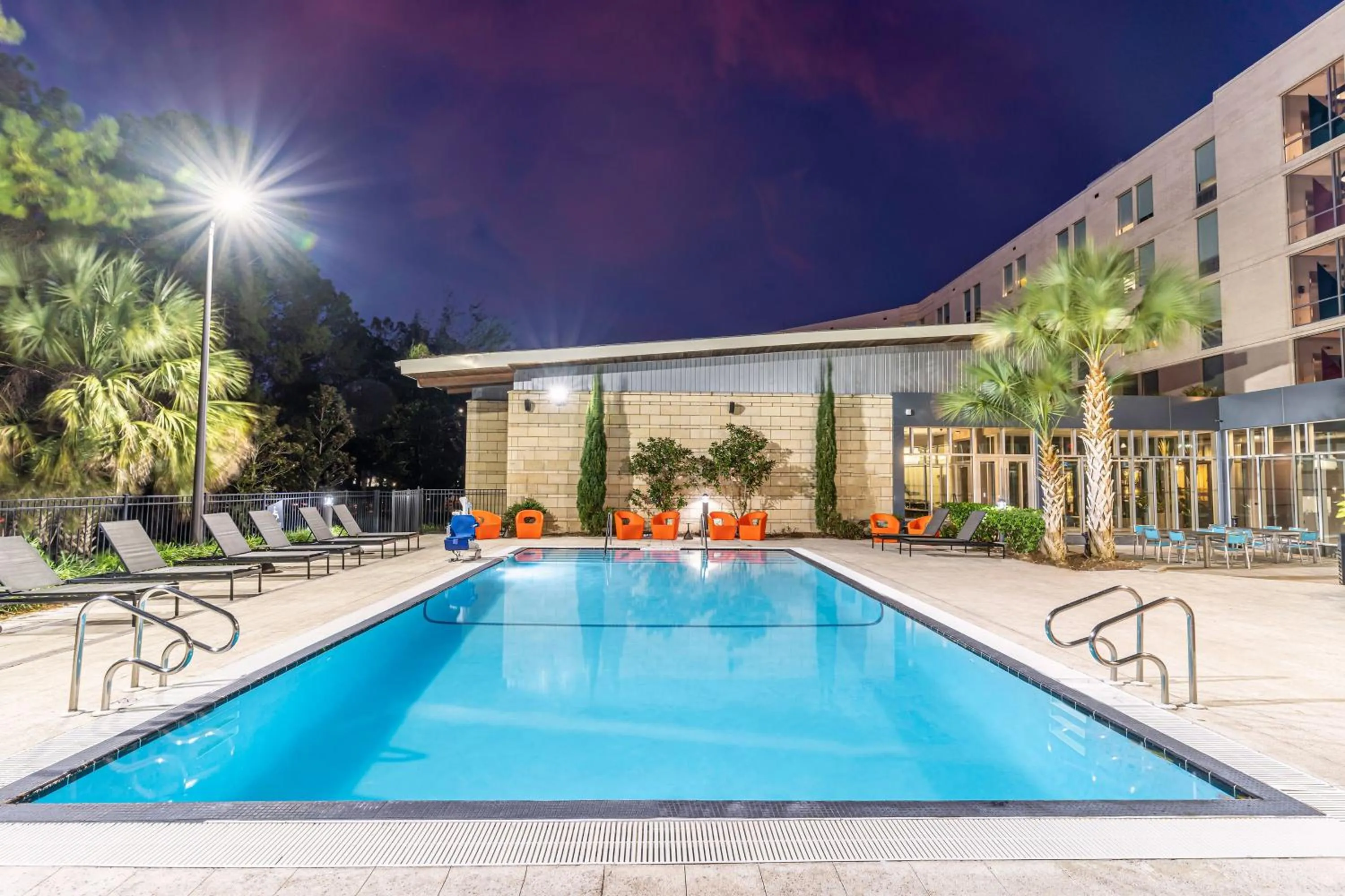 Swimming pool in Aloft Jacksonville Tapestry Park