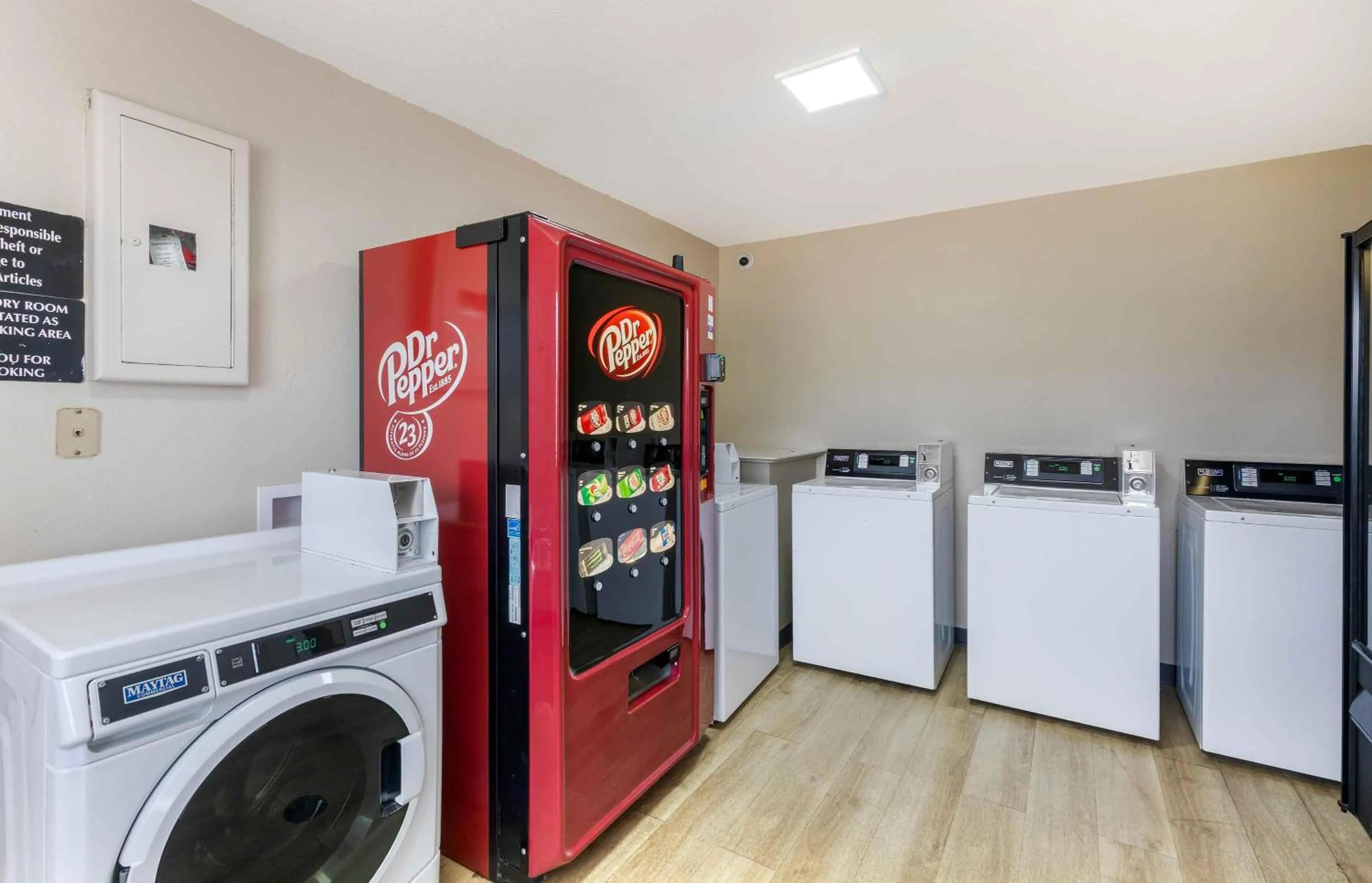 Property building in Extended Stay America Suites - Arlington