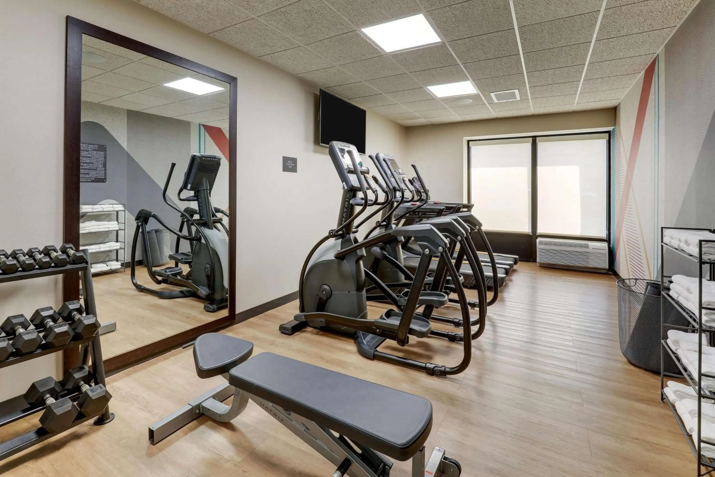 Fitness centre/facilities in Drury Inn & Suites Birmingham Lakeshore Drive