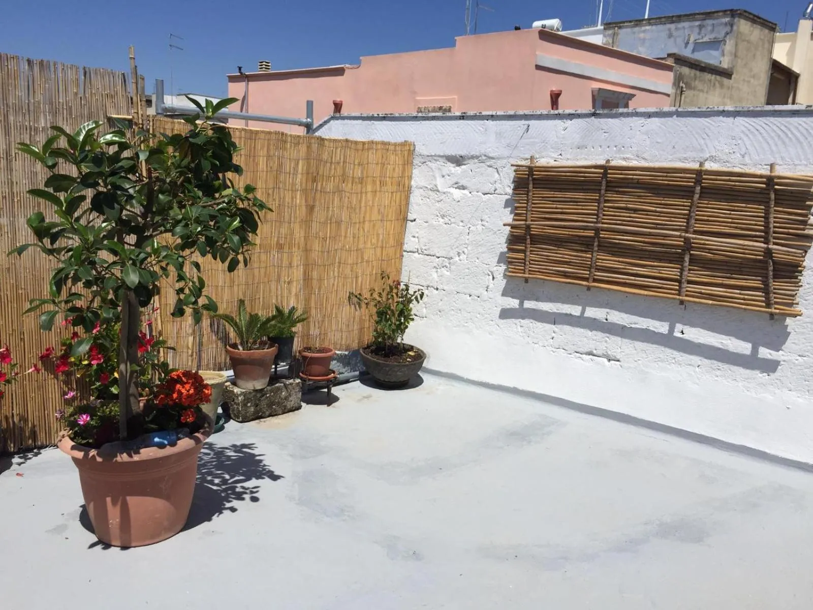 Property building in Le stanze di Cortès