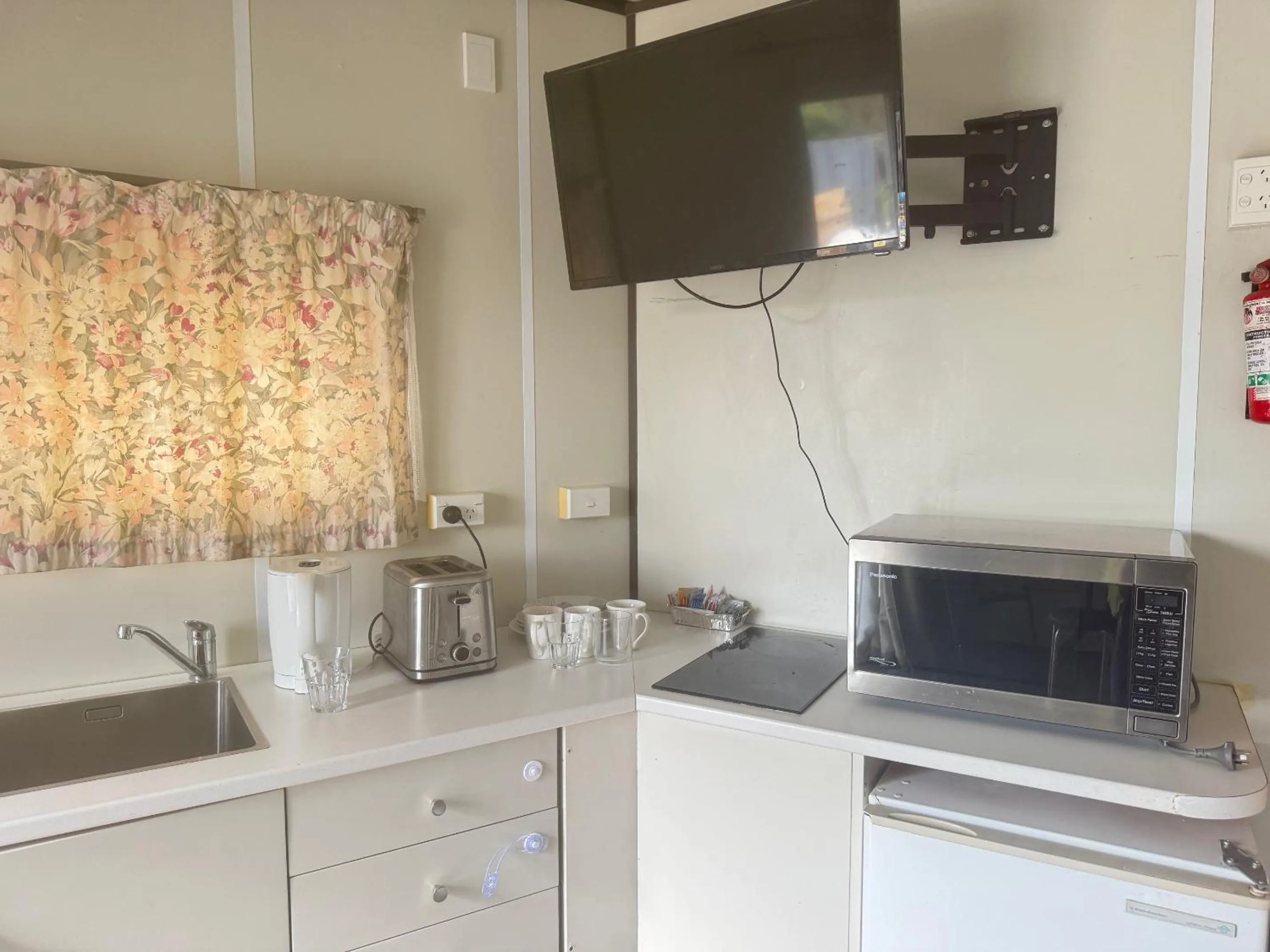 Pine Lake View Lodge