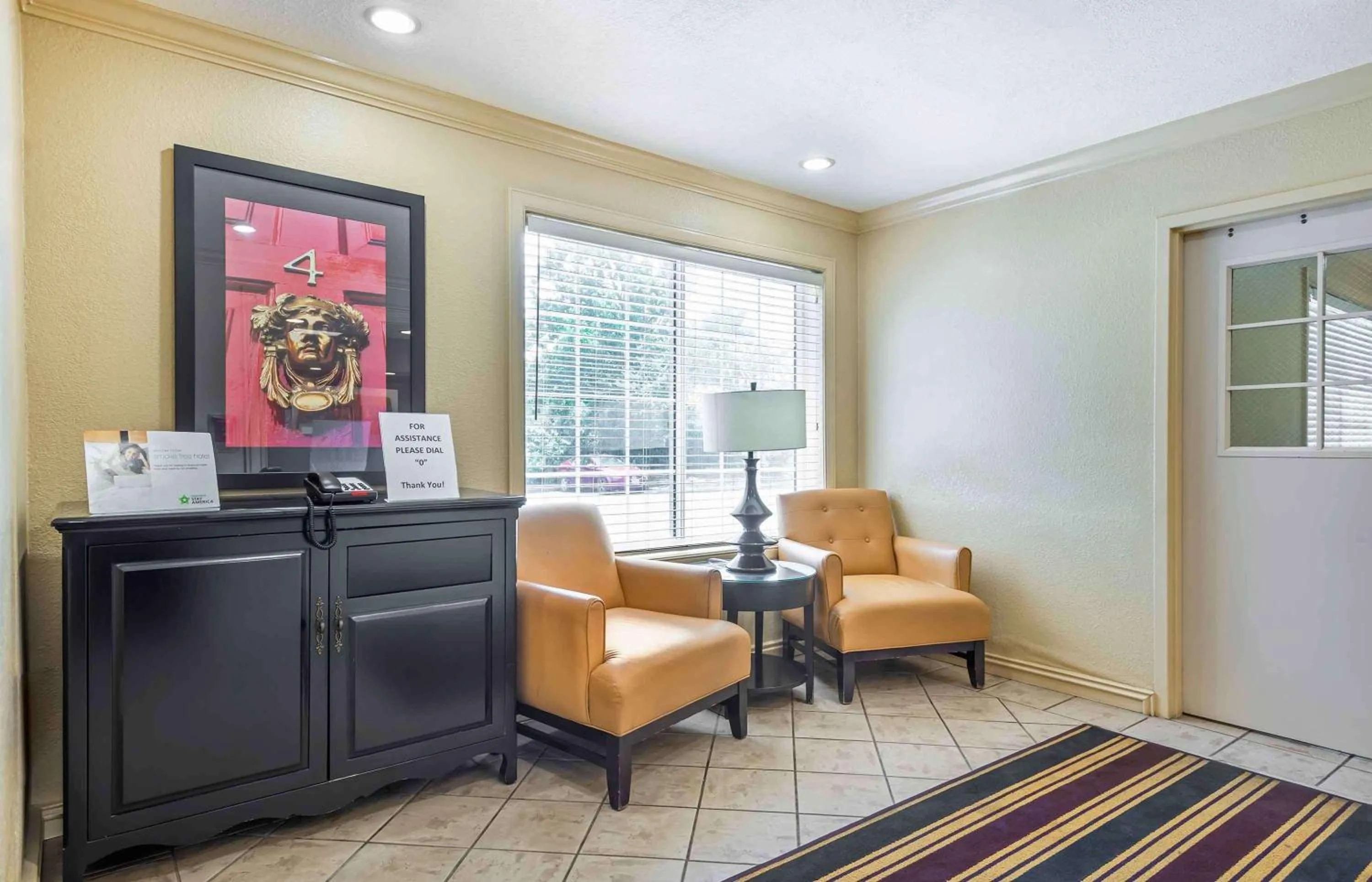 Lobby or reception in Extended Stay America Suites - Newark - Woodbridge