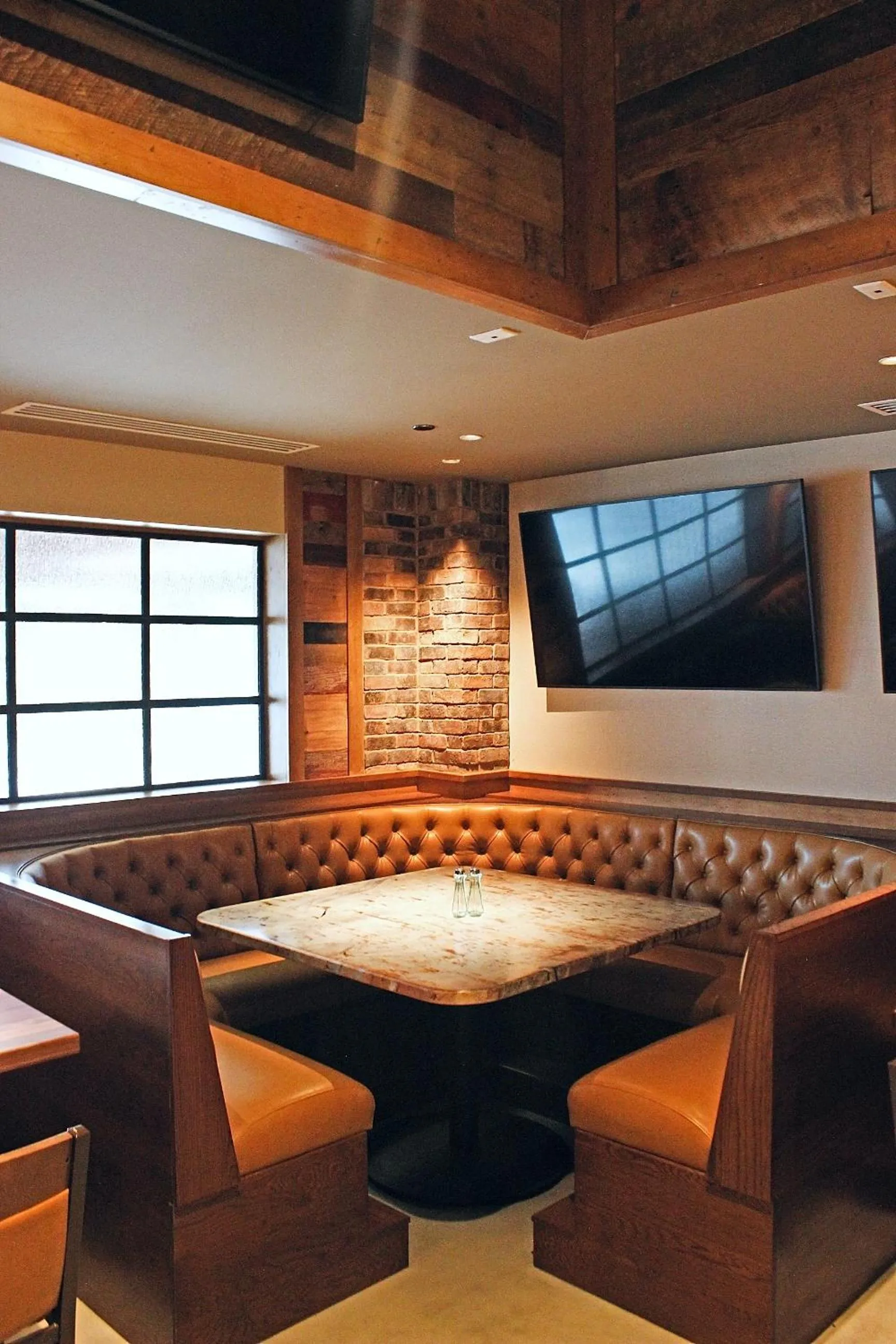 Restaurant/places to eat in Isle of Capri Boonville, A Caesars Destination