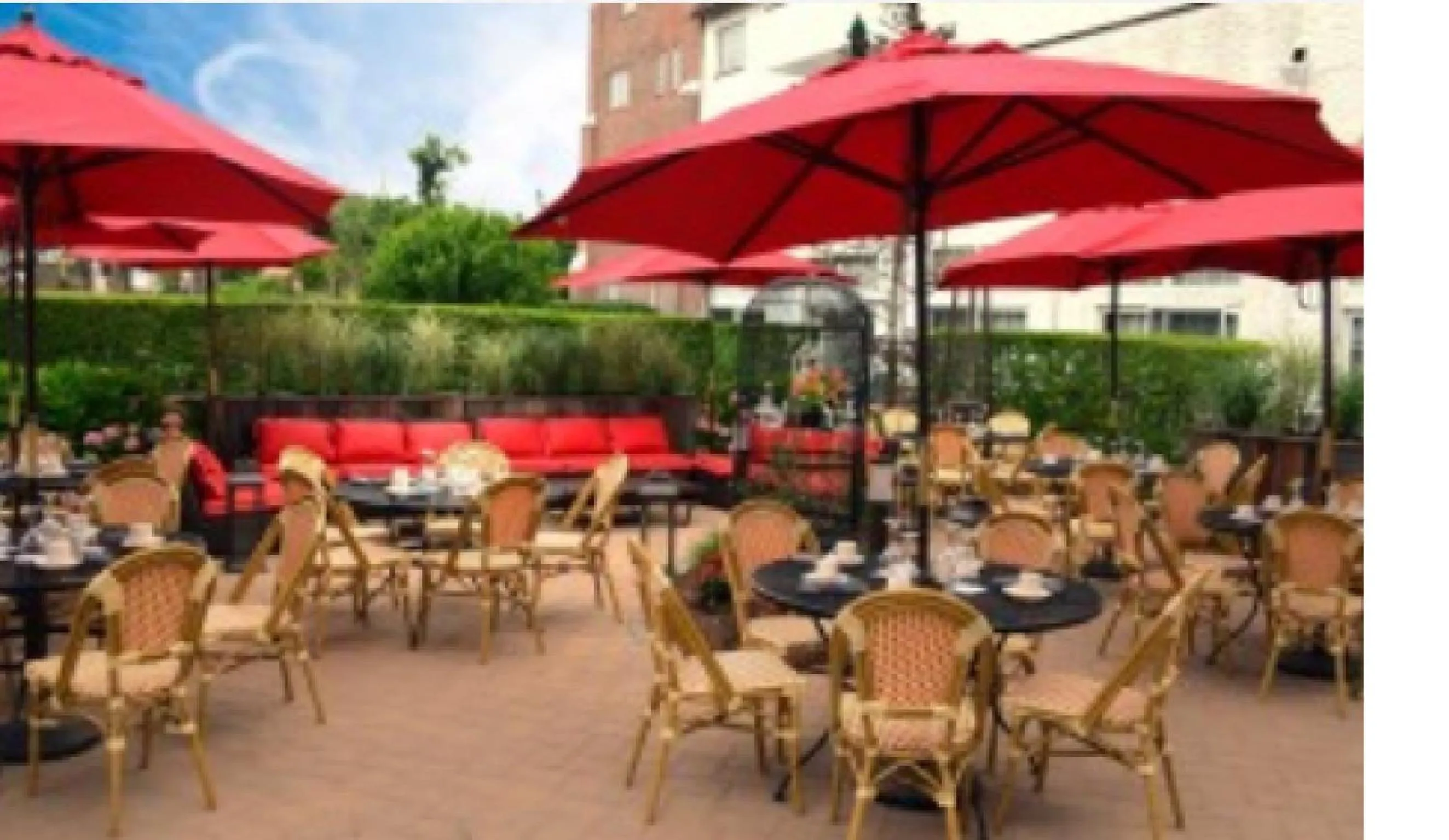 Restaurant/places to eat in Montauk Manor