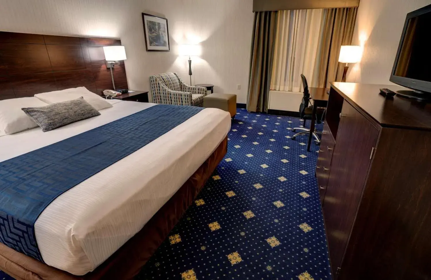 Photo of the whole room, Bed in Baymont by Wyndham Groton/Mystic Photo of the whole room, Bed in Baymont by Wyndham Groton/Mystic