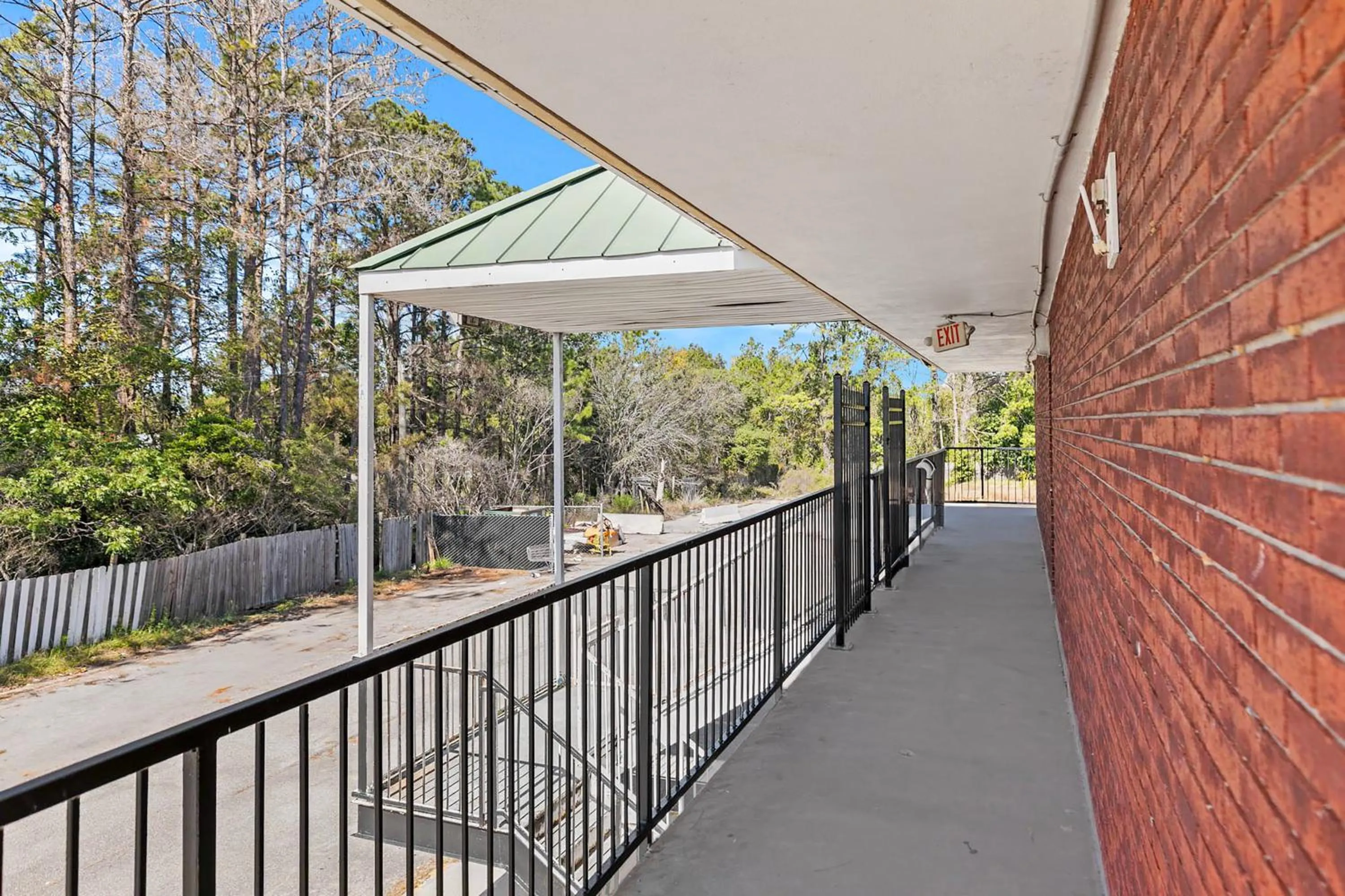 Balcony/Terrace in Hotel O Star Motel Hattiesburg HWY 49