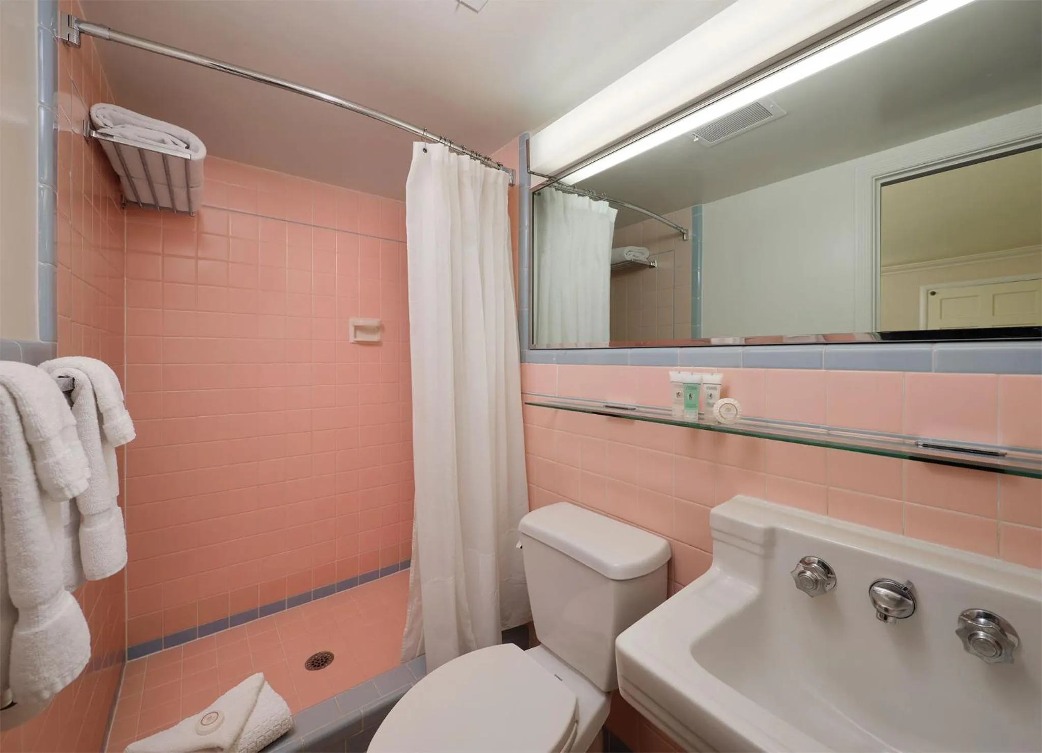 Bathroom in Little America Hotel - Wyoming