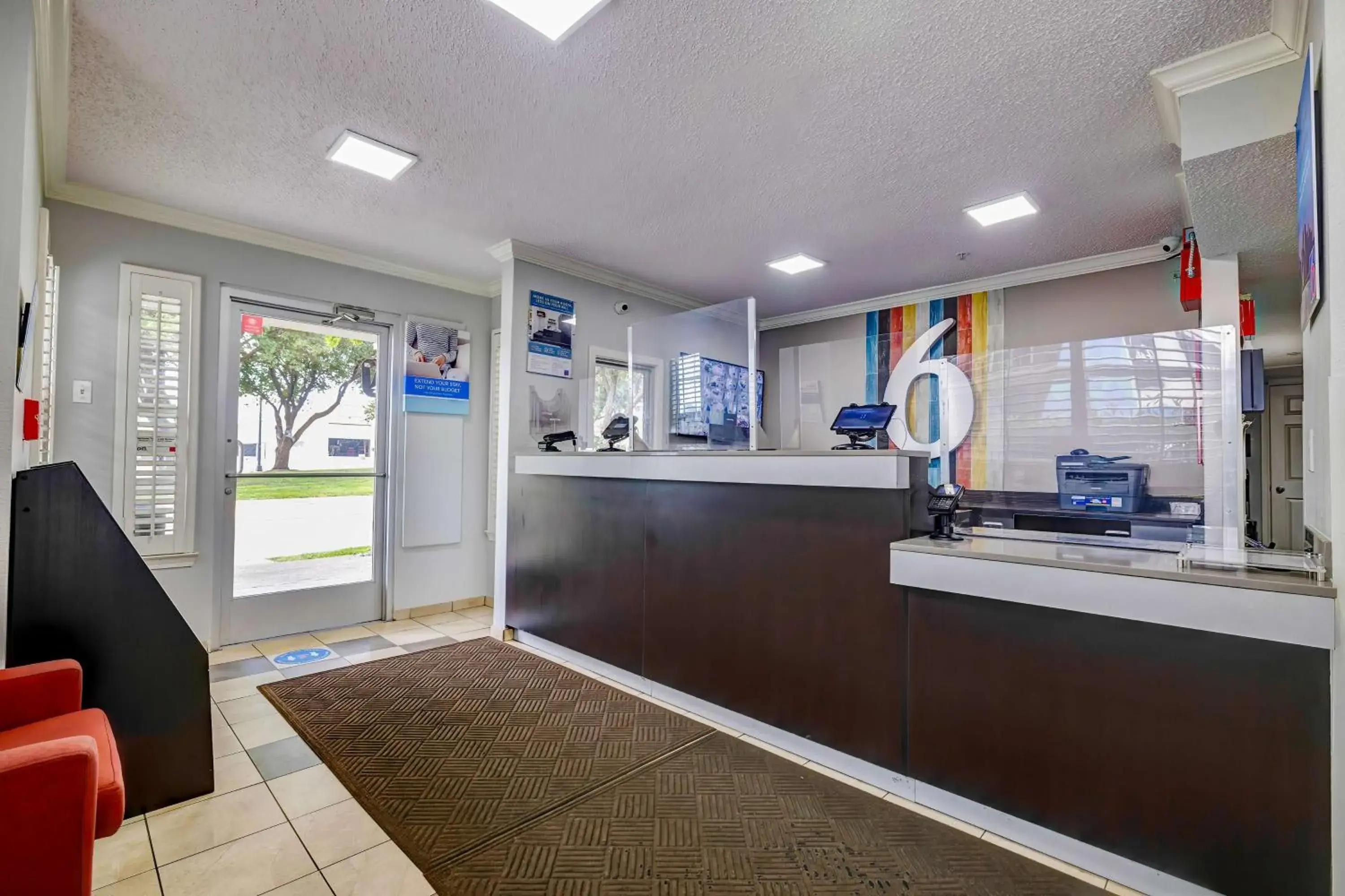Lobby or reception in Studio 6-Arlington, TX - South - Dallas Lobby or reception in Studio 6-Arlington, TX - South - Dallas