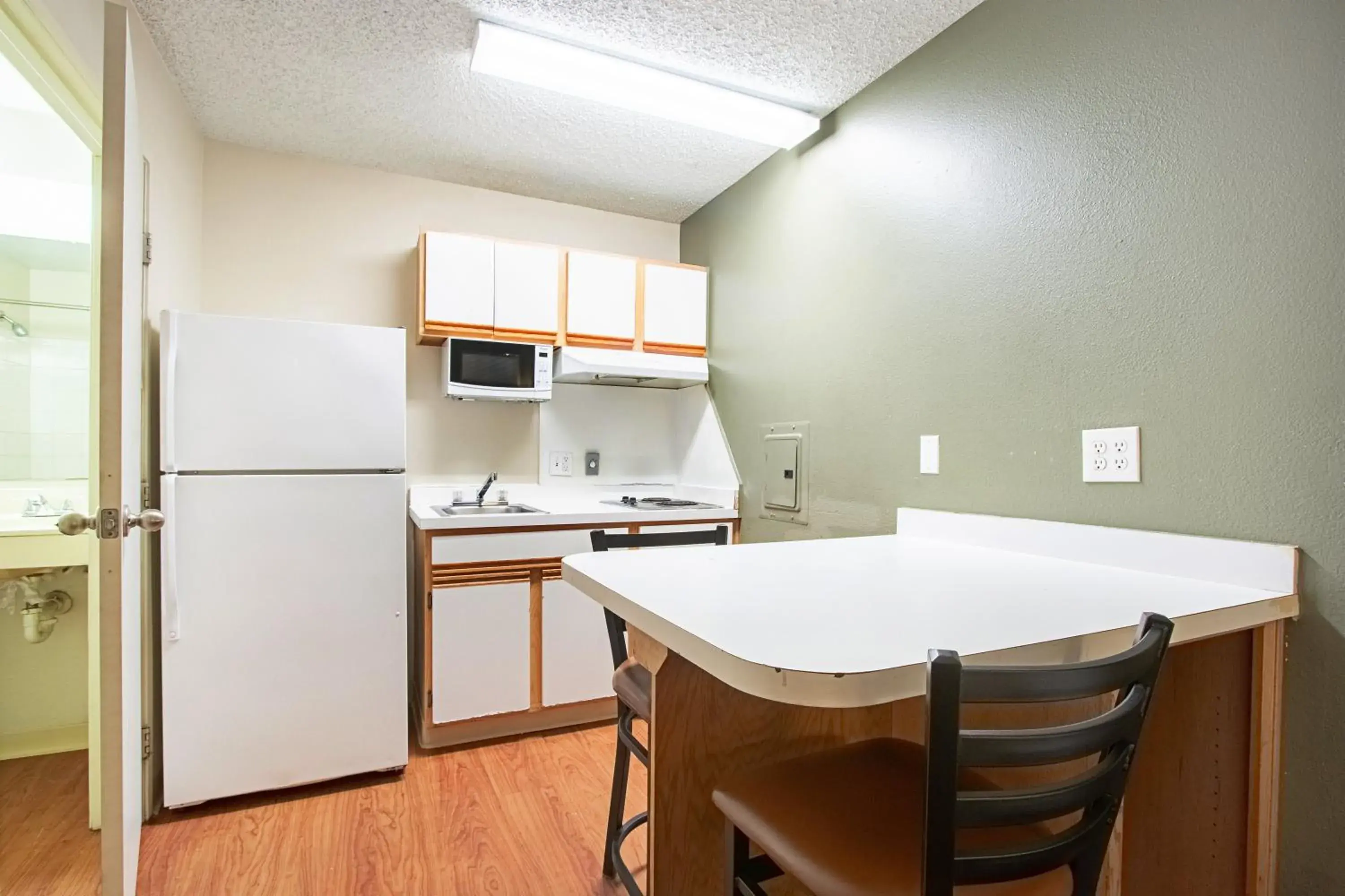 Photo of the whole room in HomeTowne Studios by Red Roof Phoenix - Dunlap Ave Photo of the whole room in HomeTowne Studios by Red Roof Phoenix - Dunlap Ave