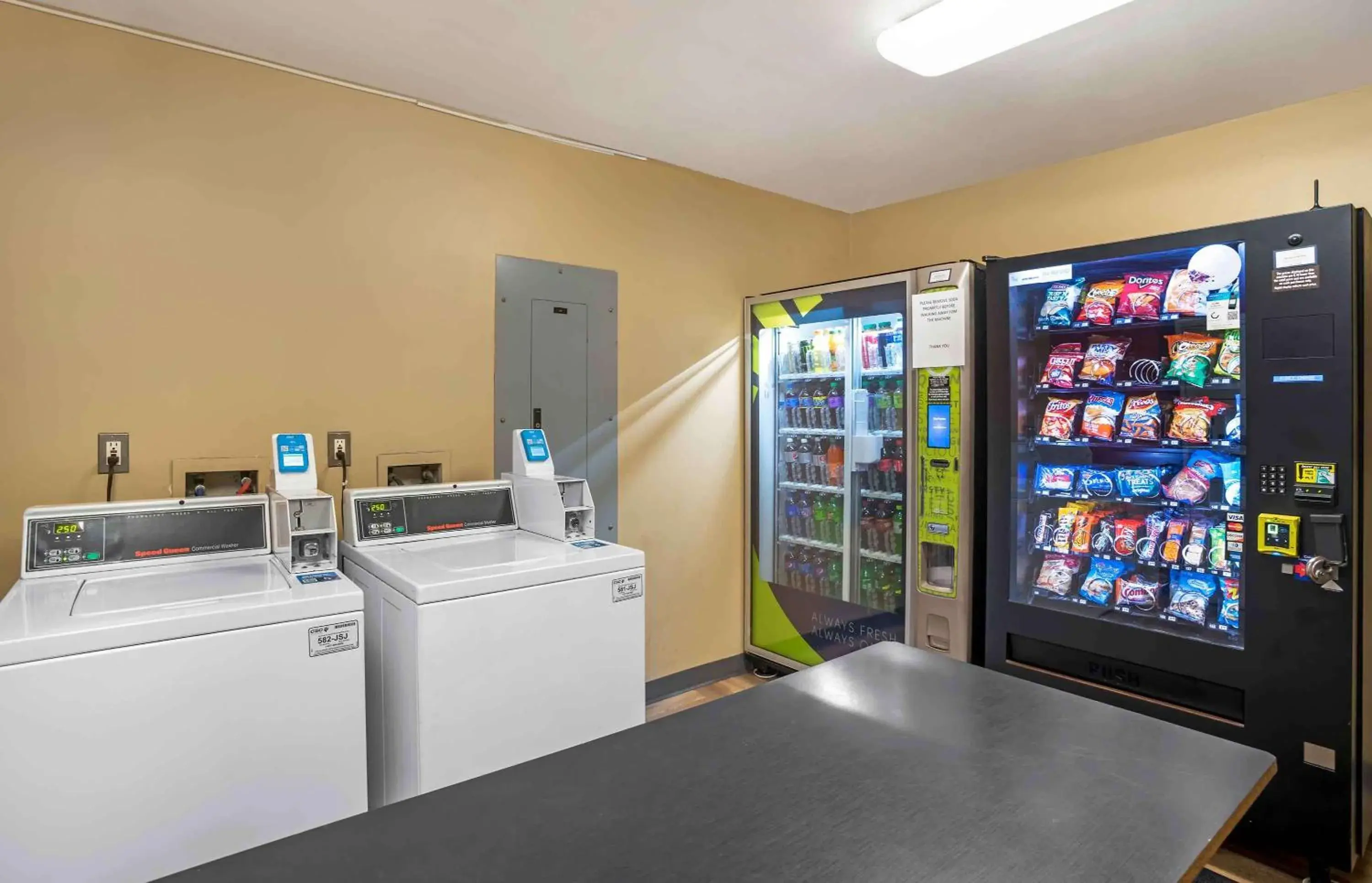 Property building in Extended Stay America Suites - Newark - Christiana - Wilmington Property building in Extended Stay America Suites - Newark - Christiana - Wilmington