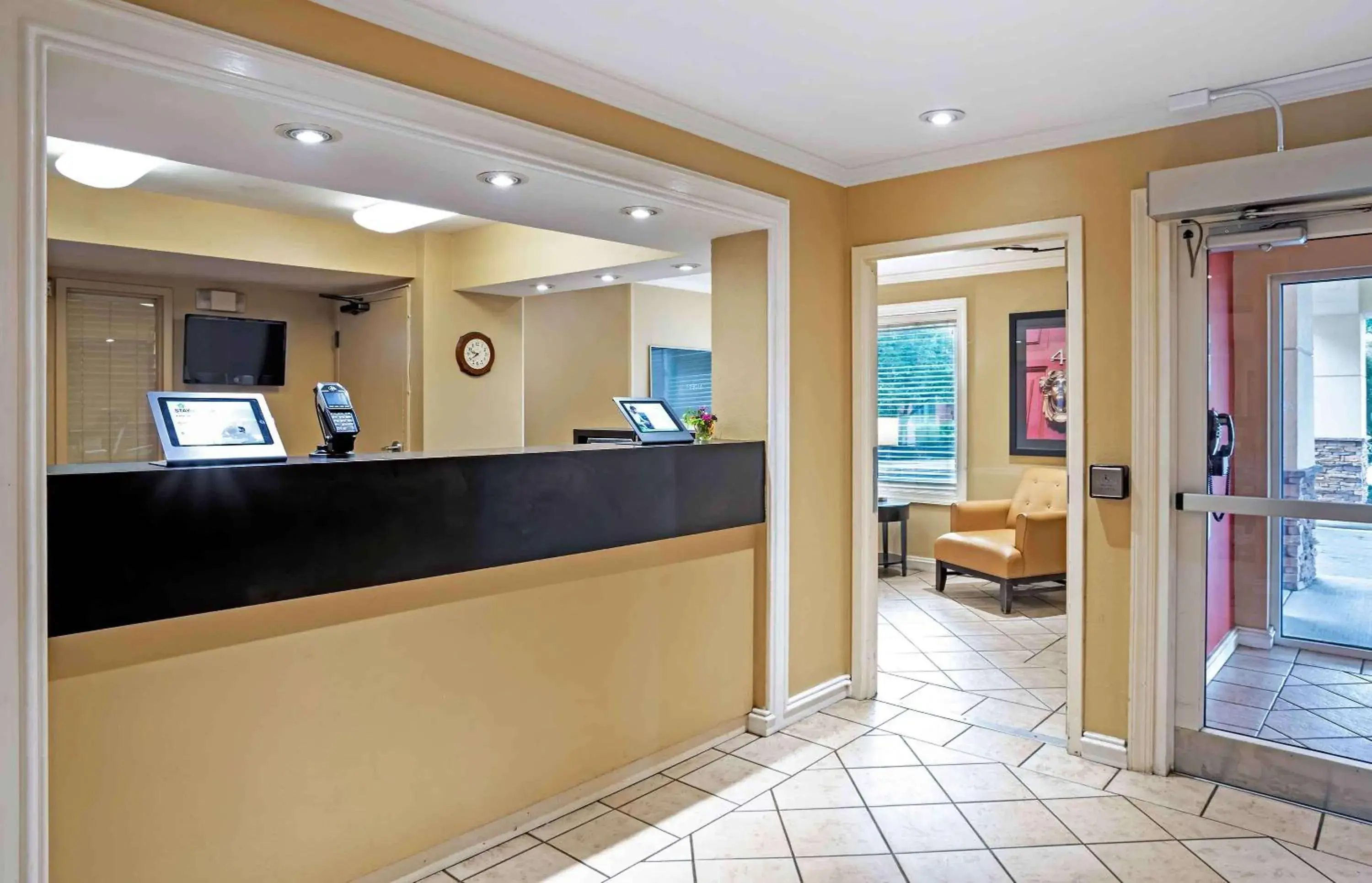 Lobby or reception in Extended Stay America Suites - Newark - Christiana - Wilmington Lobby or reception in Extended Stay America Suites - Newark - Christiana - Wilmington