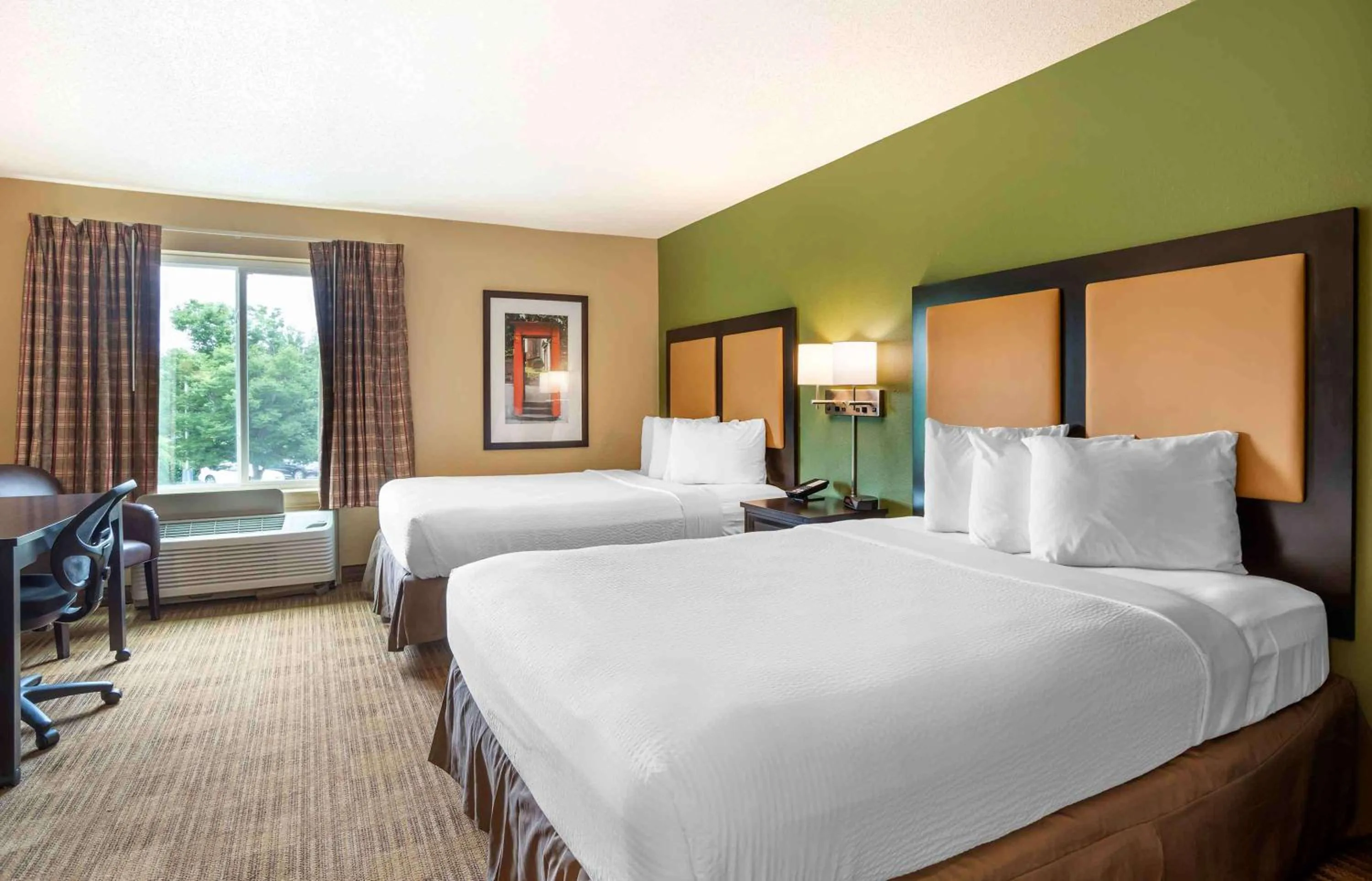 Bedroom, Bed in Extended Stay America Suites - Newark - Christiana - Wilmington