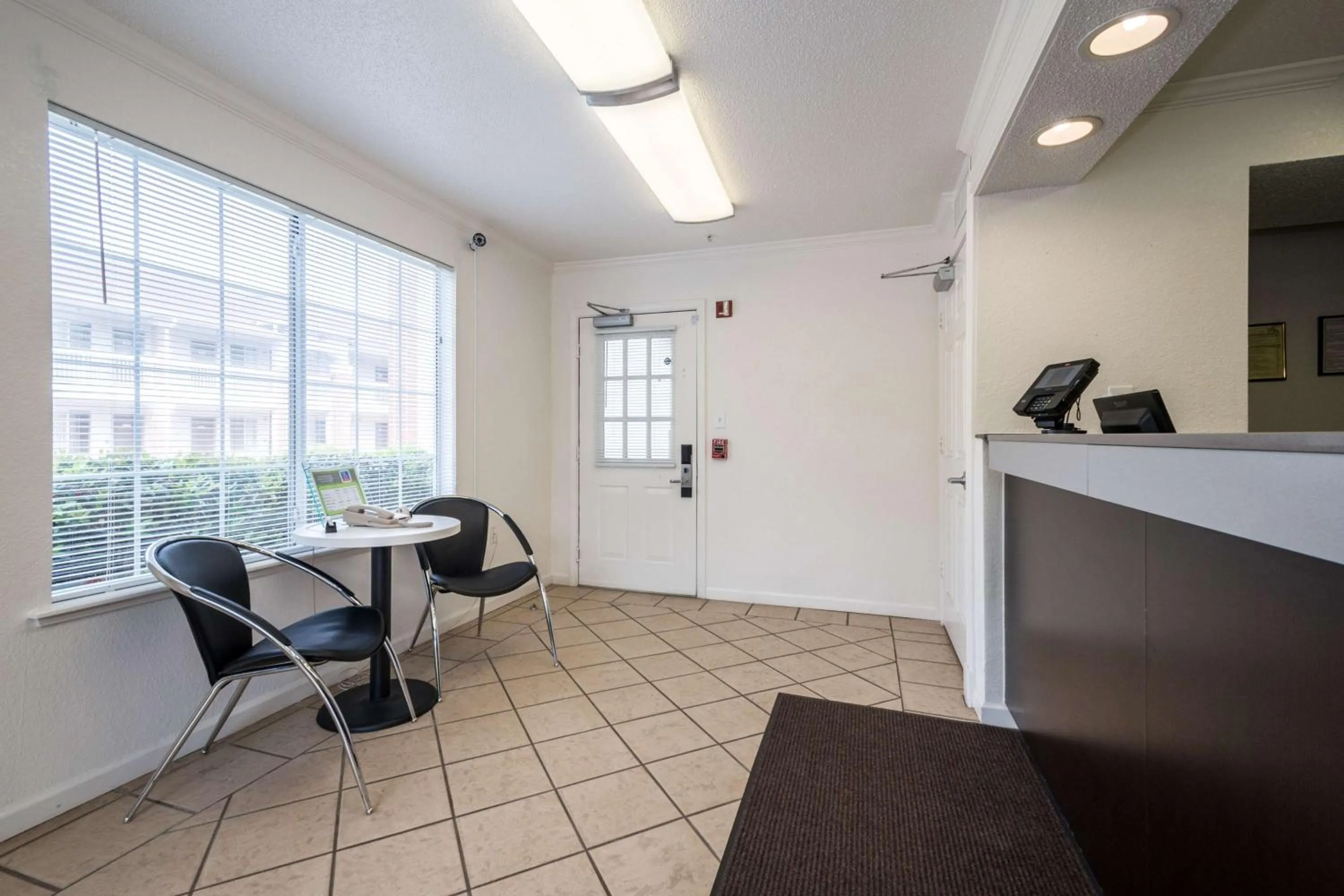 Lobby or reception in Studio 6-Roswell, GA - Atlanta