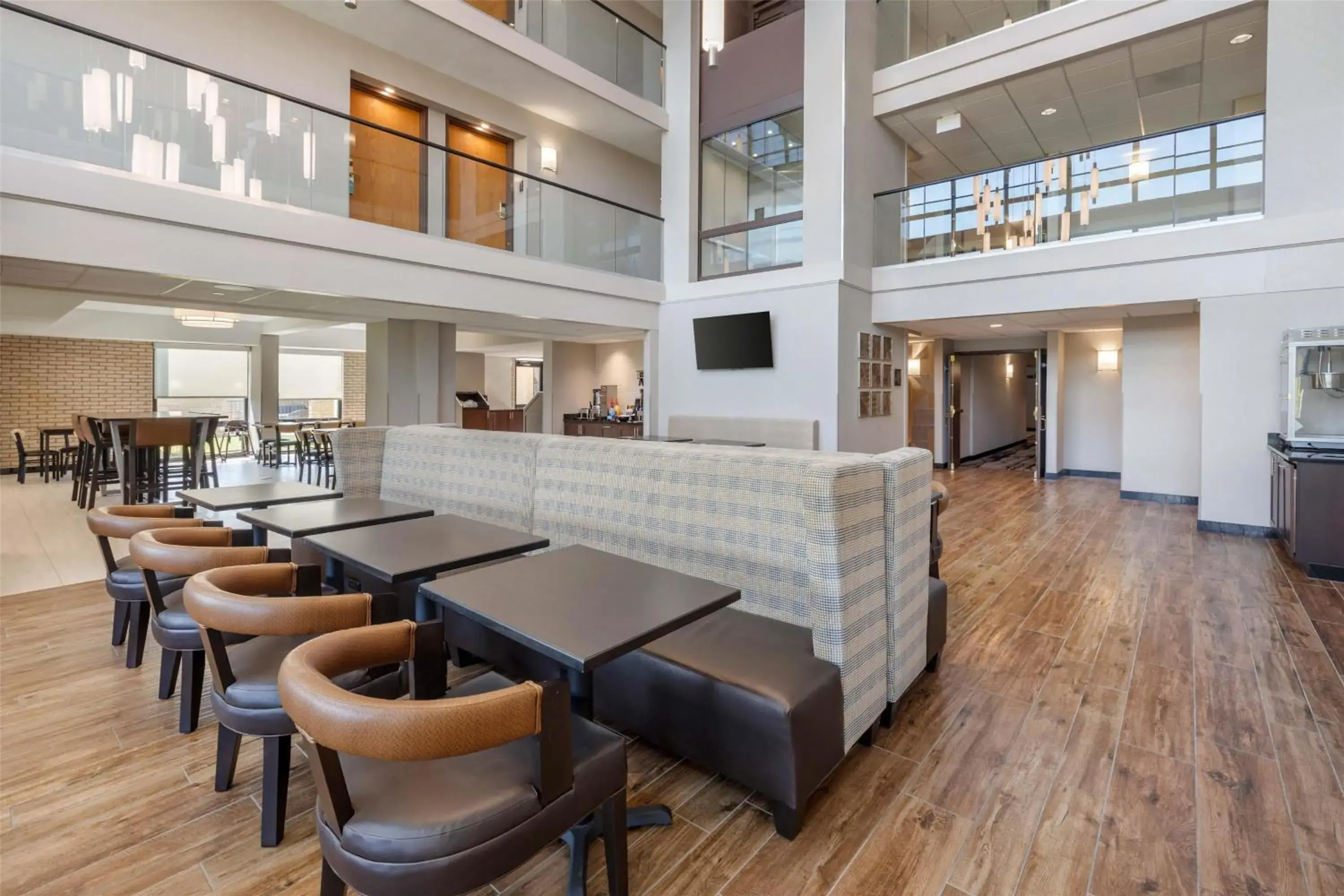 Lobby or reception in Drury Inn & Suites Paducah Lobby or reception in Drury Inn & Suites Paducah