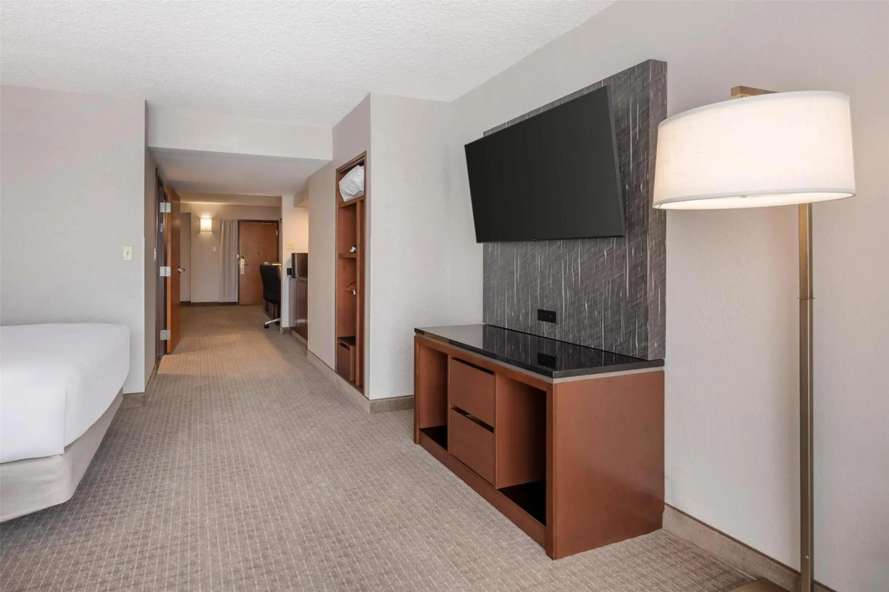 Superior Queen Suite with Sofa Bed - Accessible, Tub in Drury Inn & Suites Paducah Superior Queen Suite with Sofa Bed - Accessible, Tub in Drury Inn & Suites Paducah