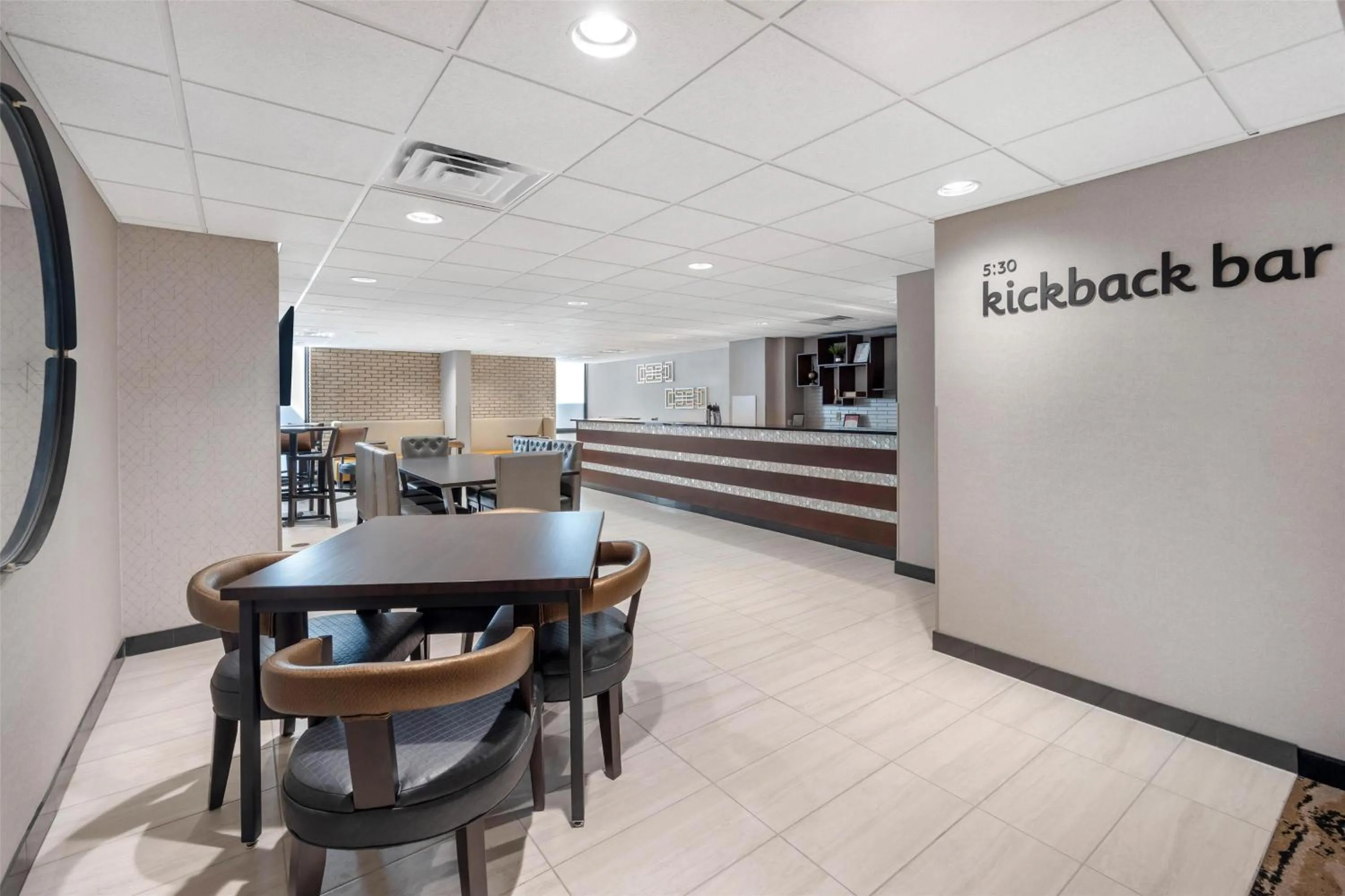 Lounge or bar in Drury Inn & Suites Paducah