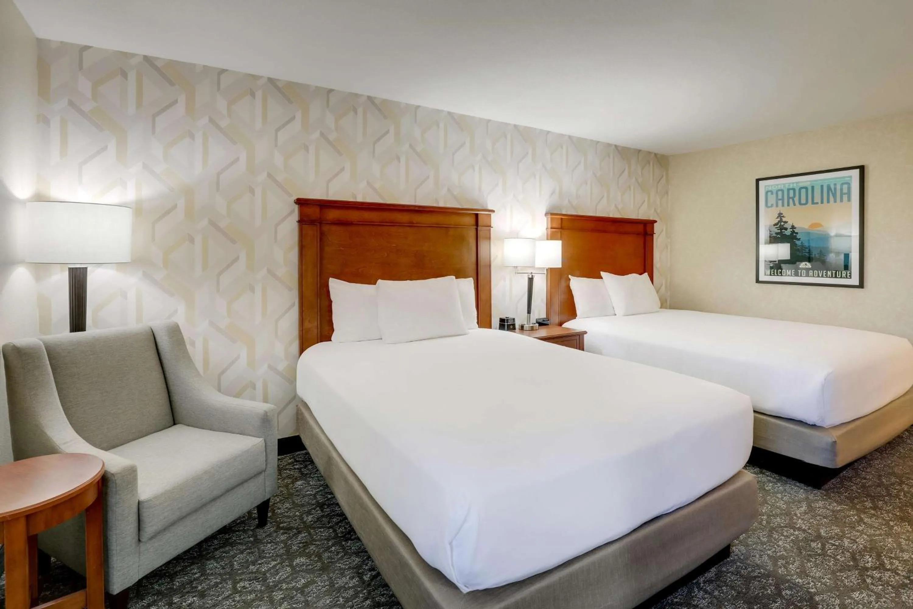 Bedroom, Bed in Drury Inn & Suites Charlotte University Place