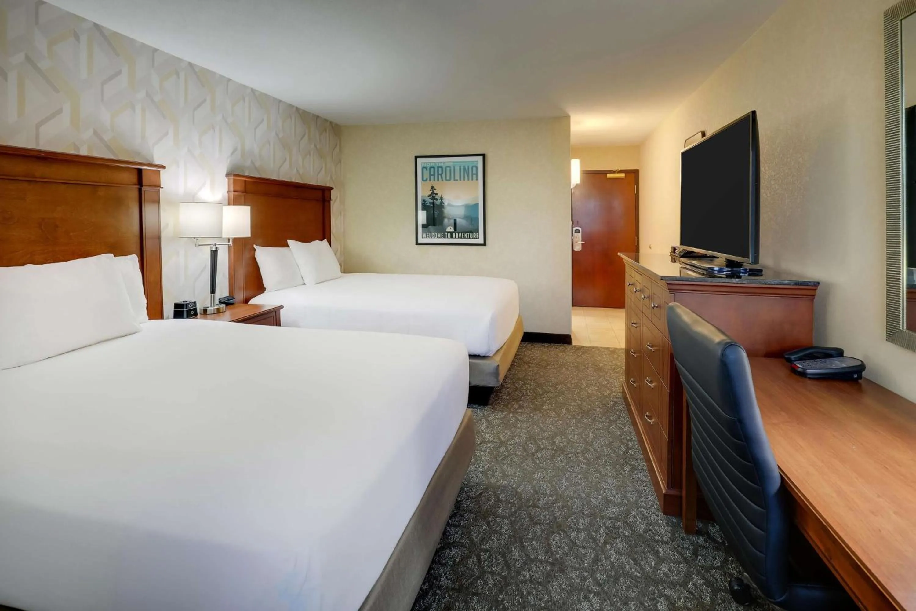 Bedroom, Bed in Drury Inn & Suites Charlotte University Place