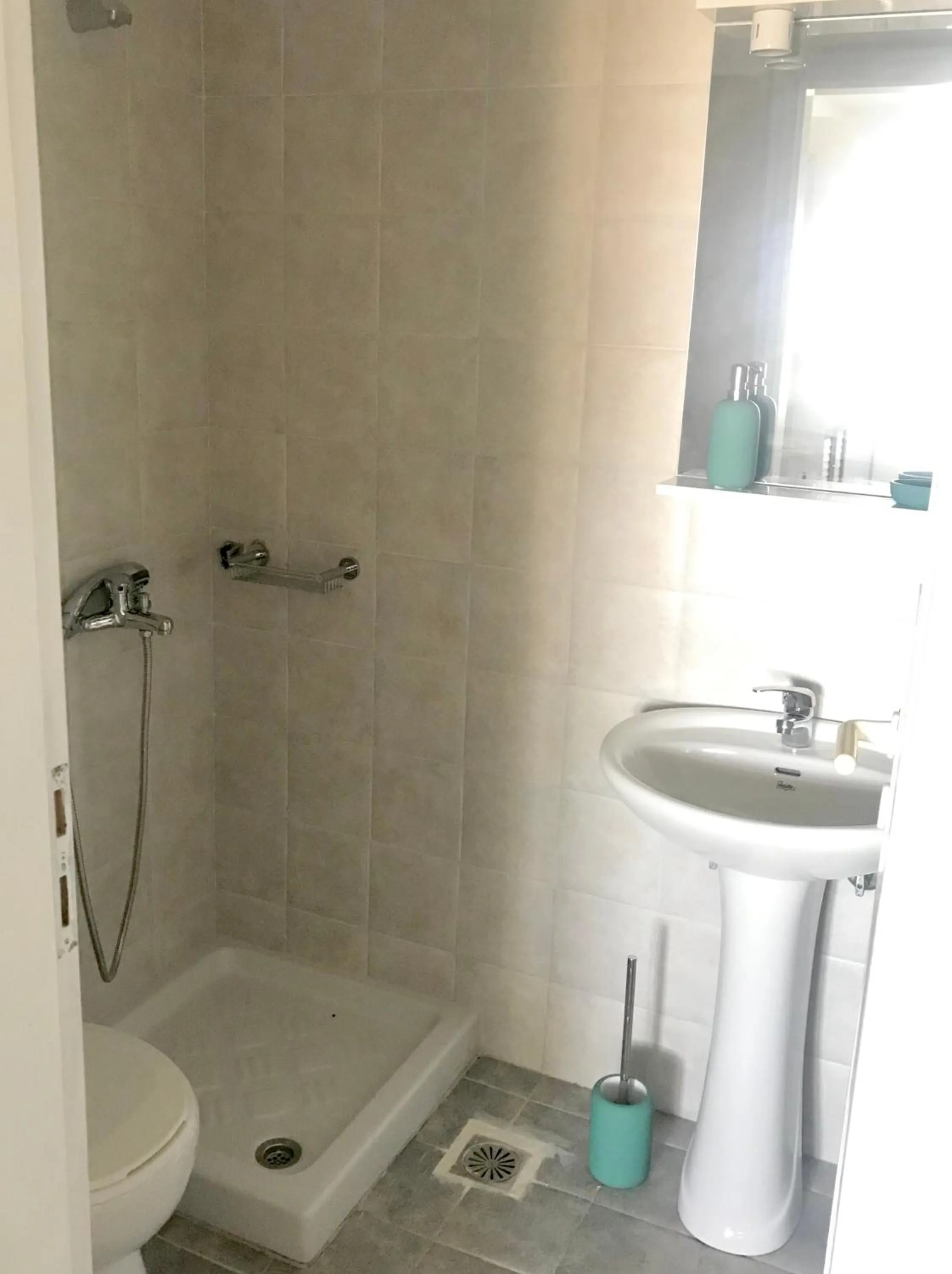 The Corfos Hills House