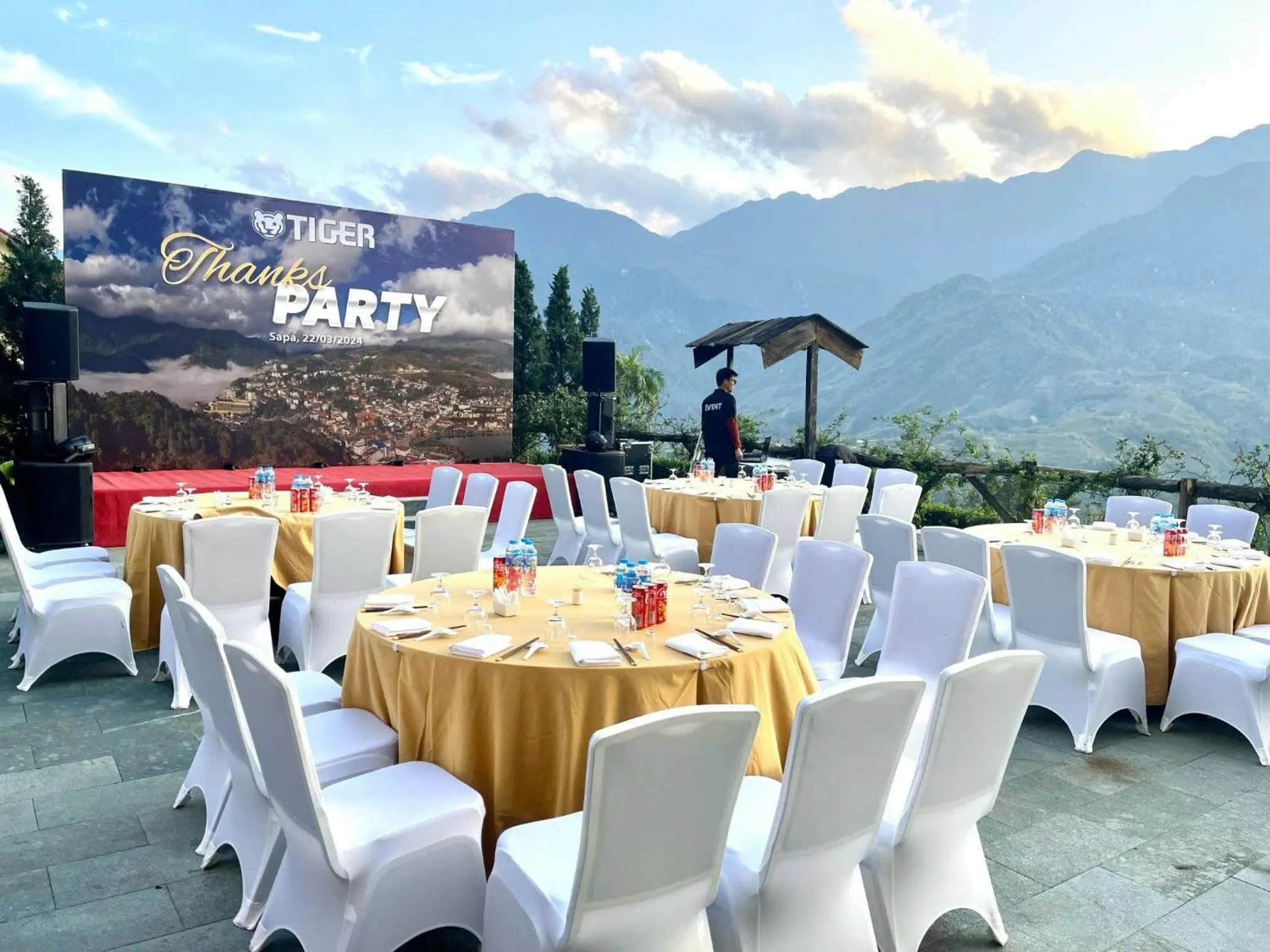 Restaurant/places to eat in KK Sapa Hotel