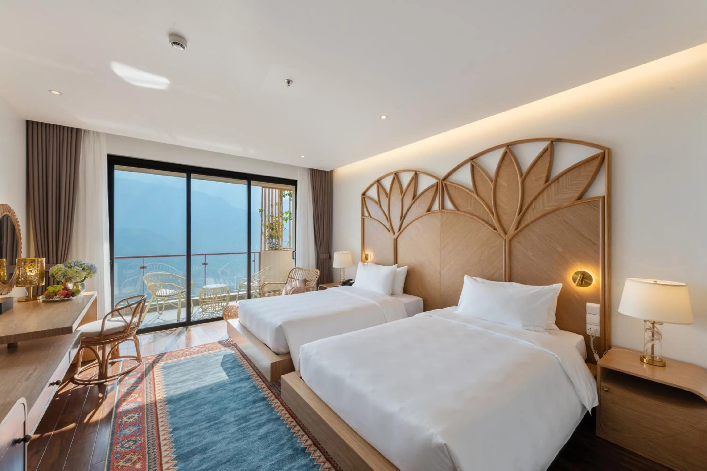 Photo of the whole room, Bed in KK Sapa Hotel