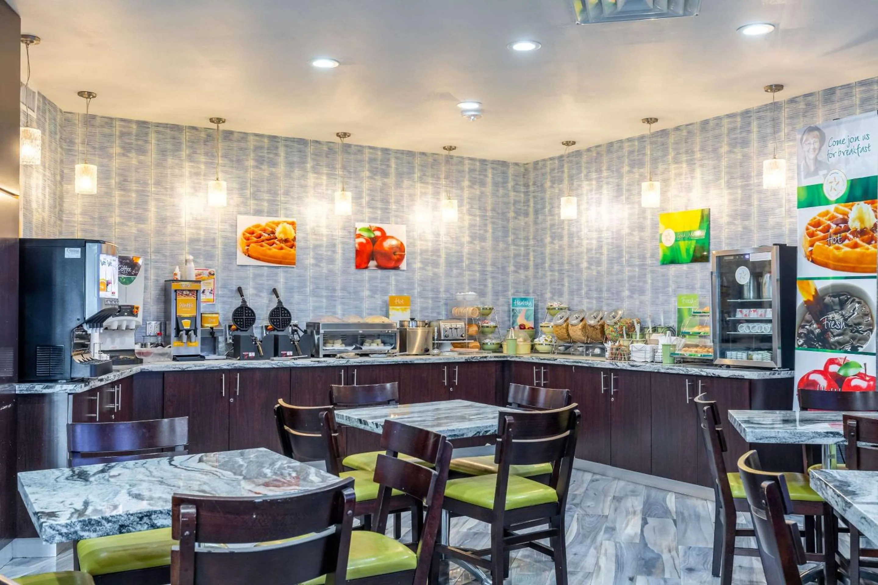 Restaurant/places to eat in Quality Inn Pasadena - Houston East