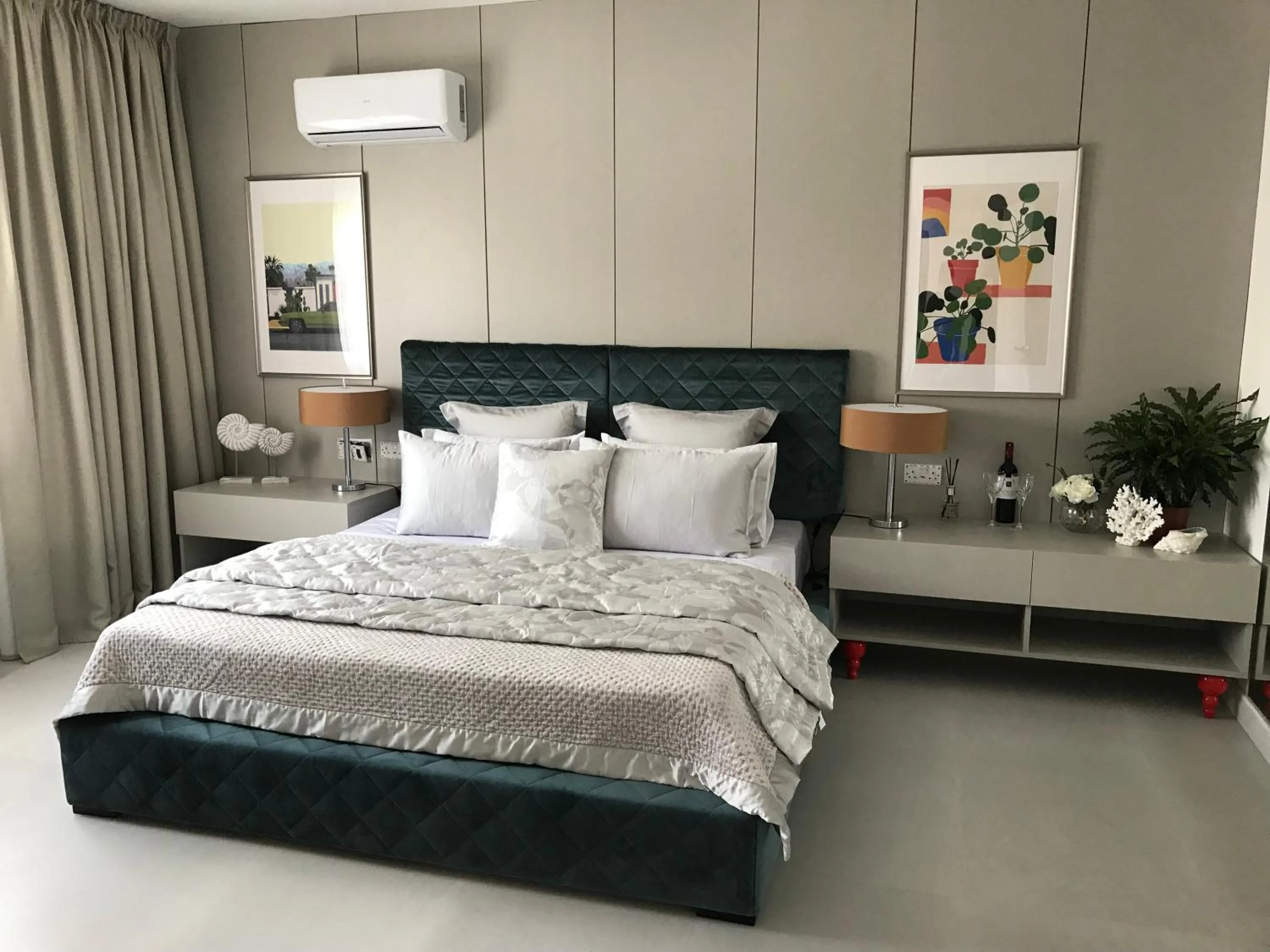 Bed in Levante Holiday Apartments