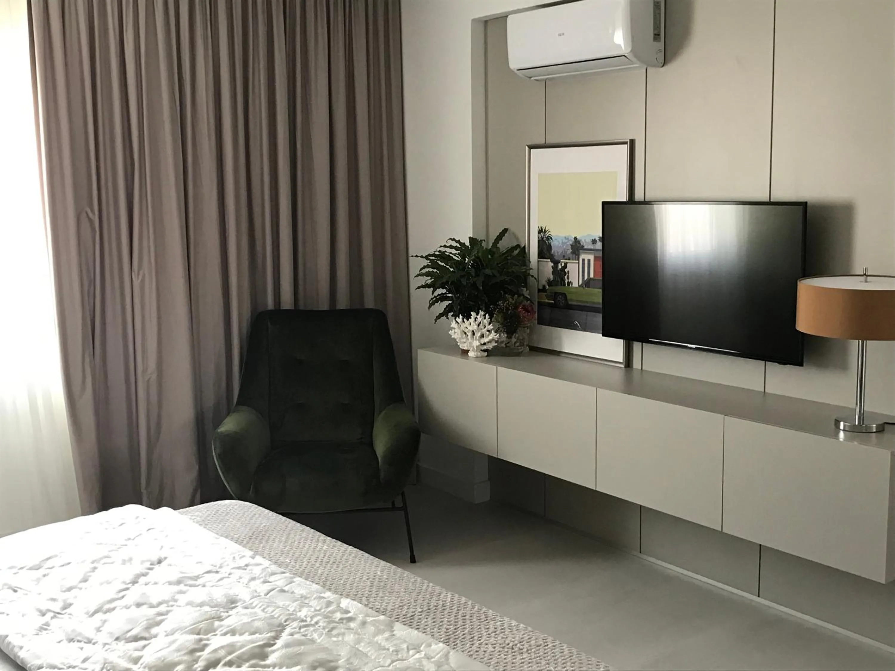 Photo of the whole room, Bed in Levante Holiday Apartments