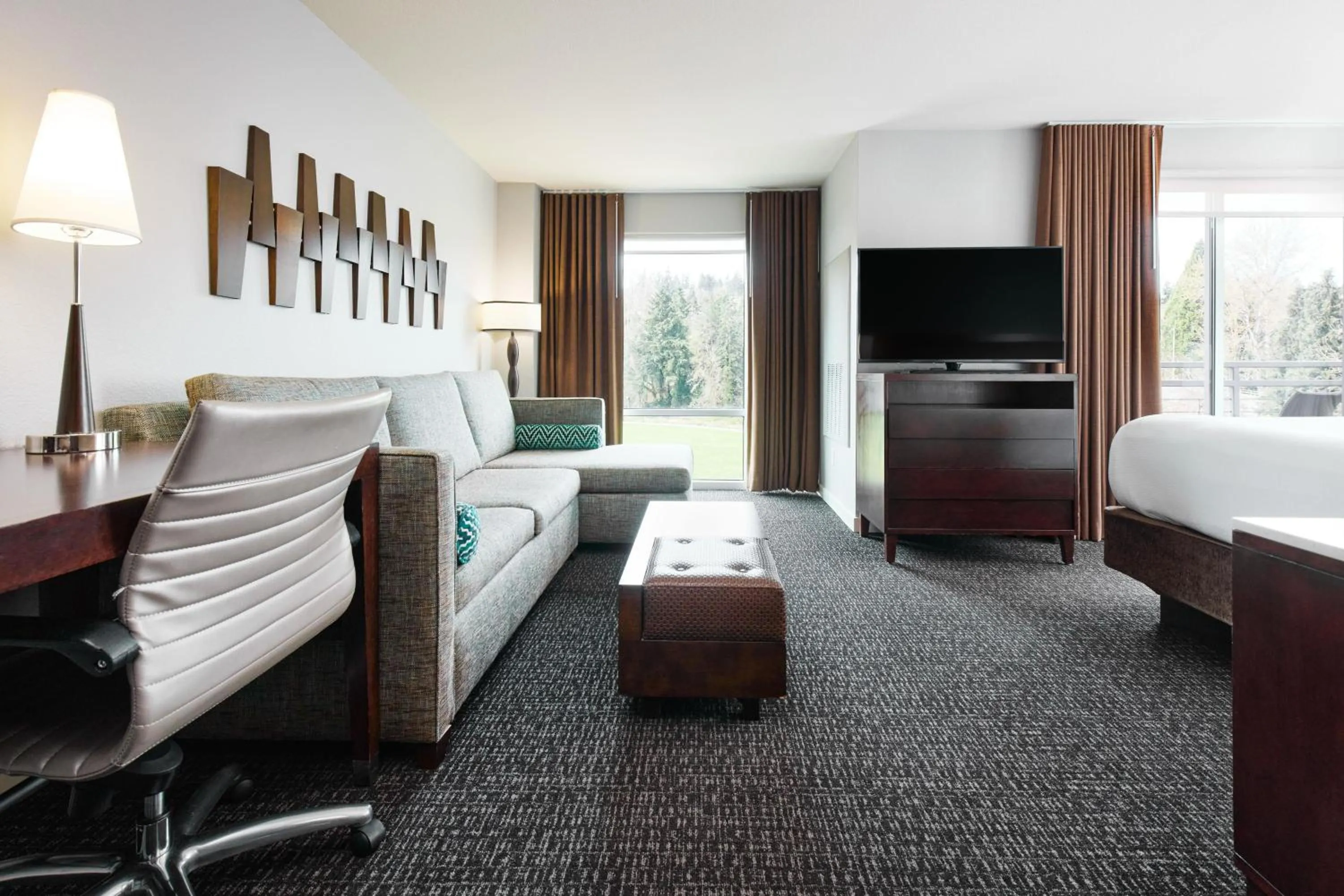 Bedroom, Bed in Hyatt House Seattle/Redmond