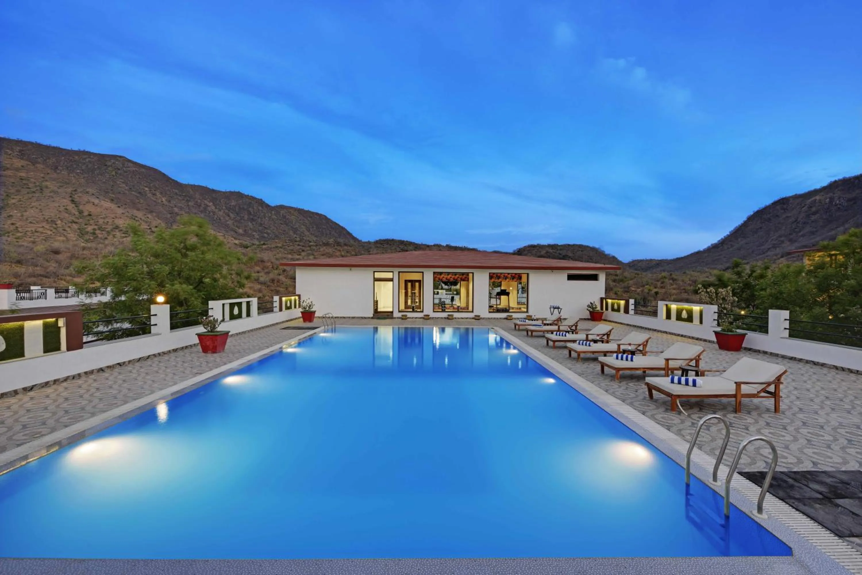 Swimming pool in The Maharana Bagh by Trulyy