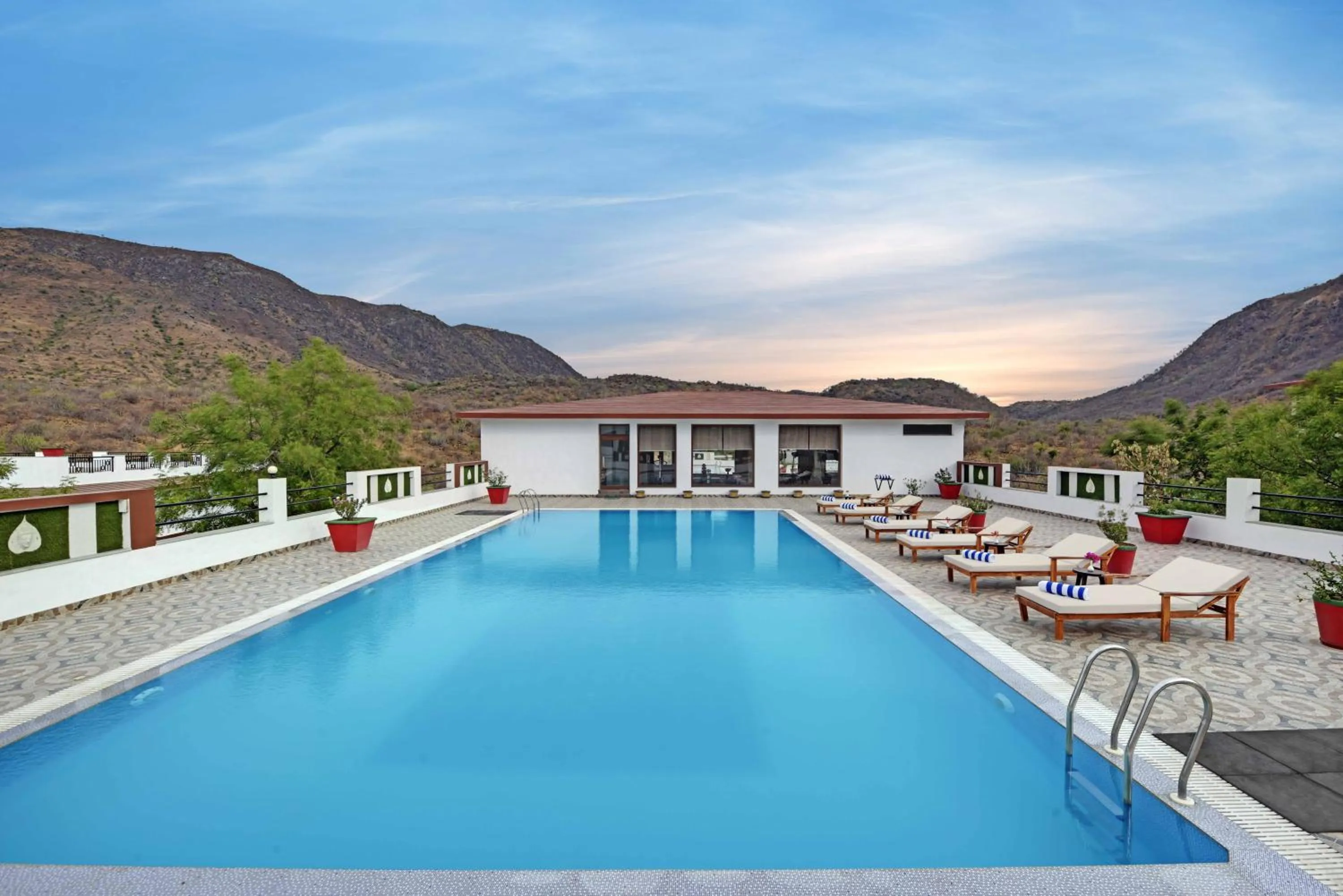 Swimming pool in The Maharana Bagh by Trulyy