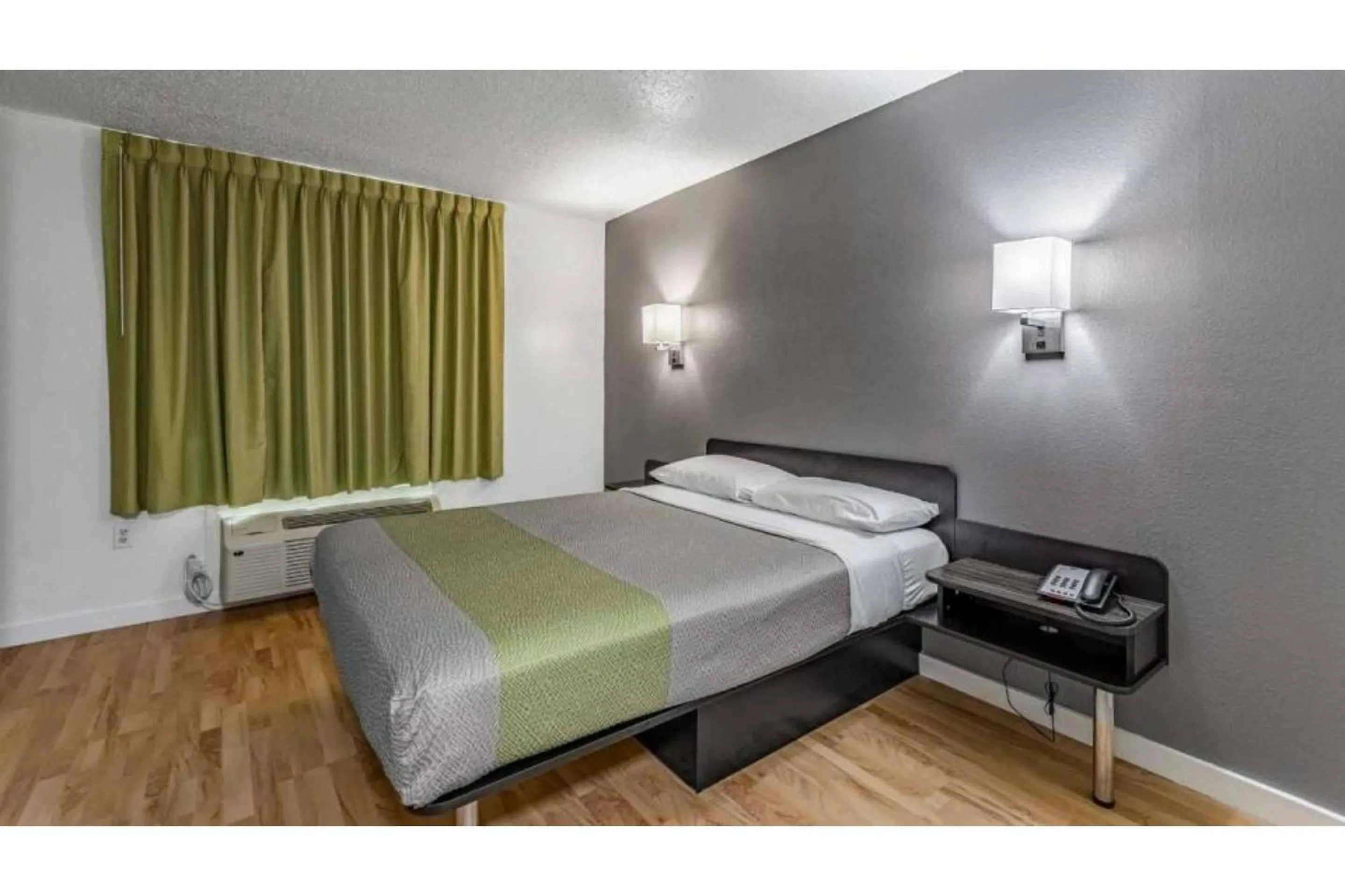 Bedroom, Bed in Studio 6-Dallas, TX