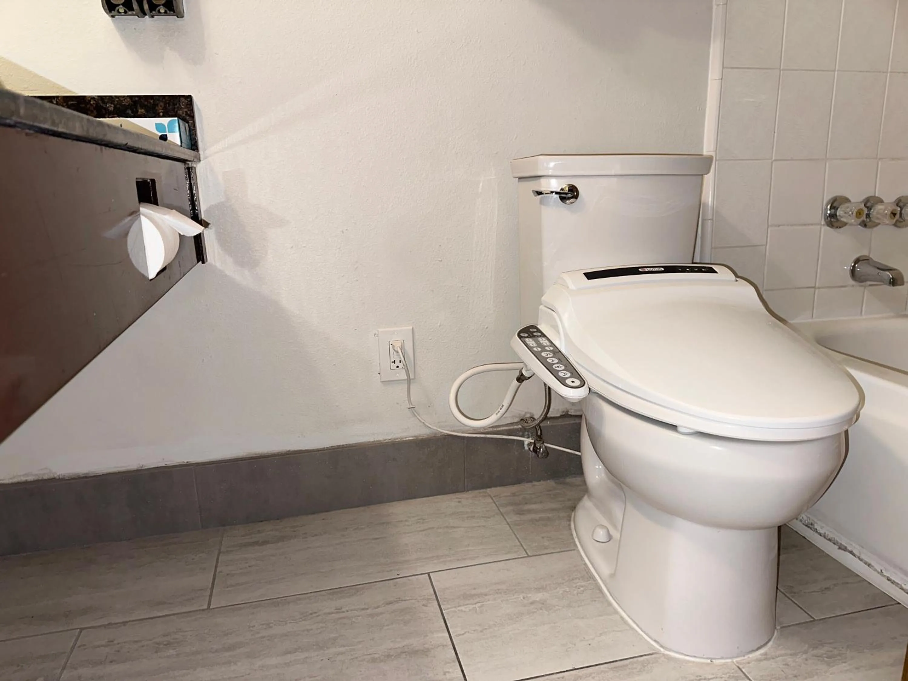 Toilet in Lincoln Hotel Monterey Park Los Angeles