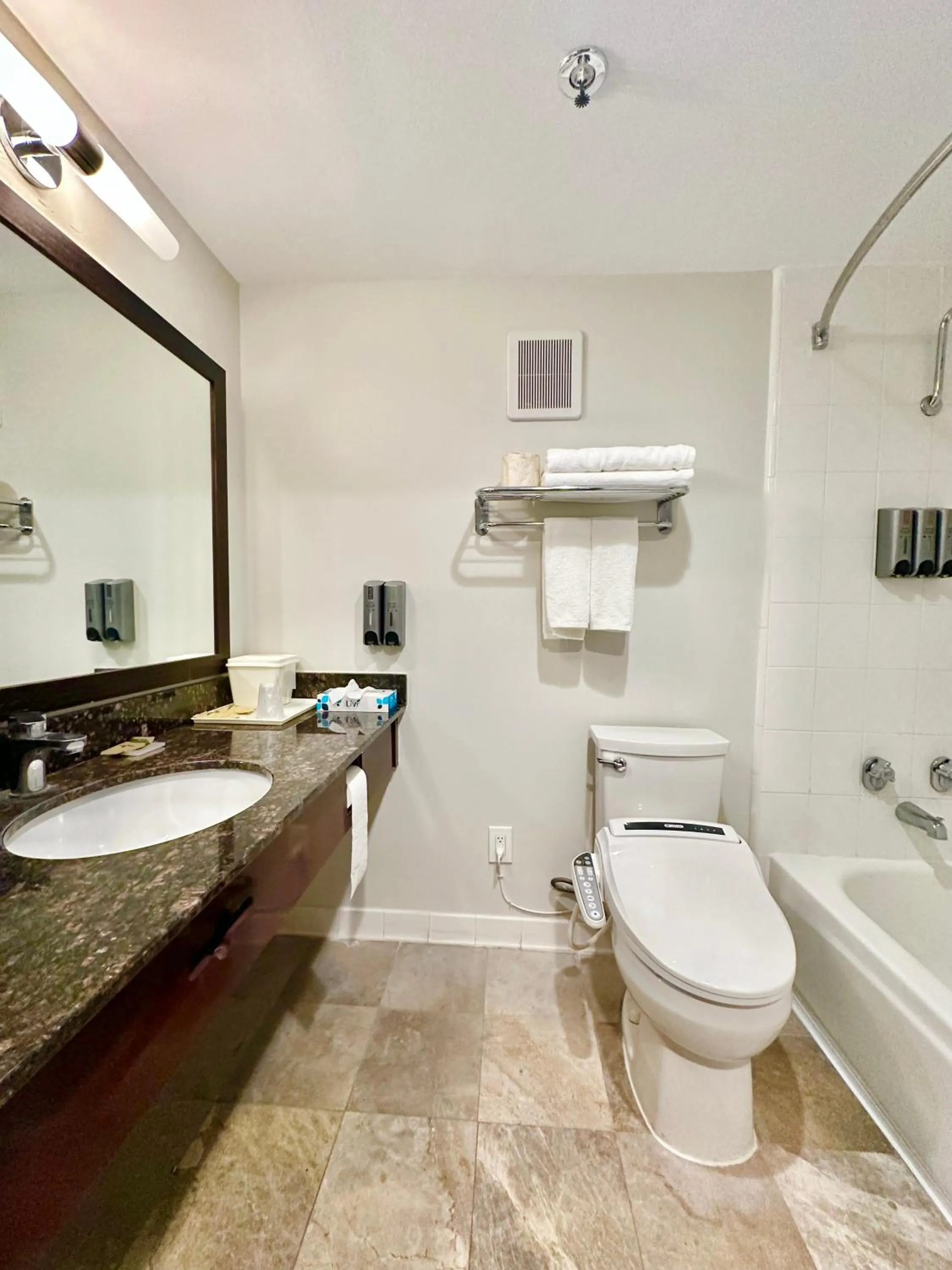 Toilet in Lincoln Hotel Monterey Park Los Angeles