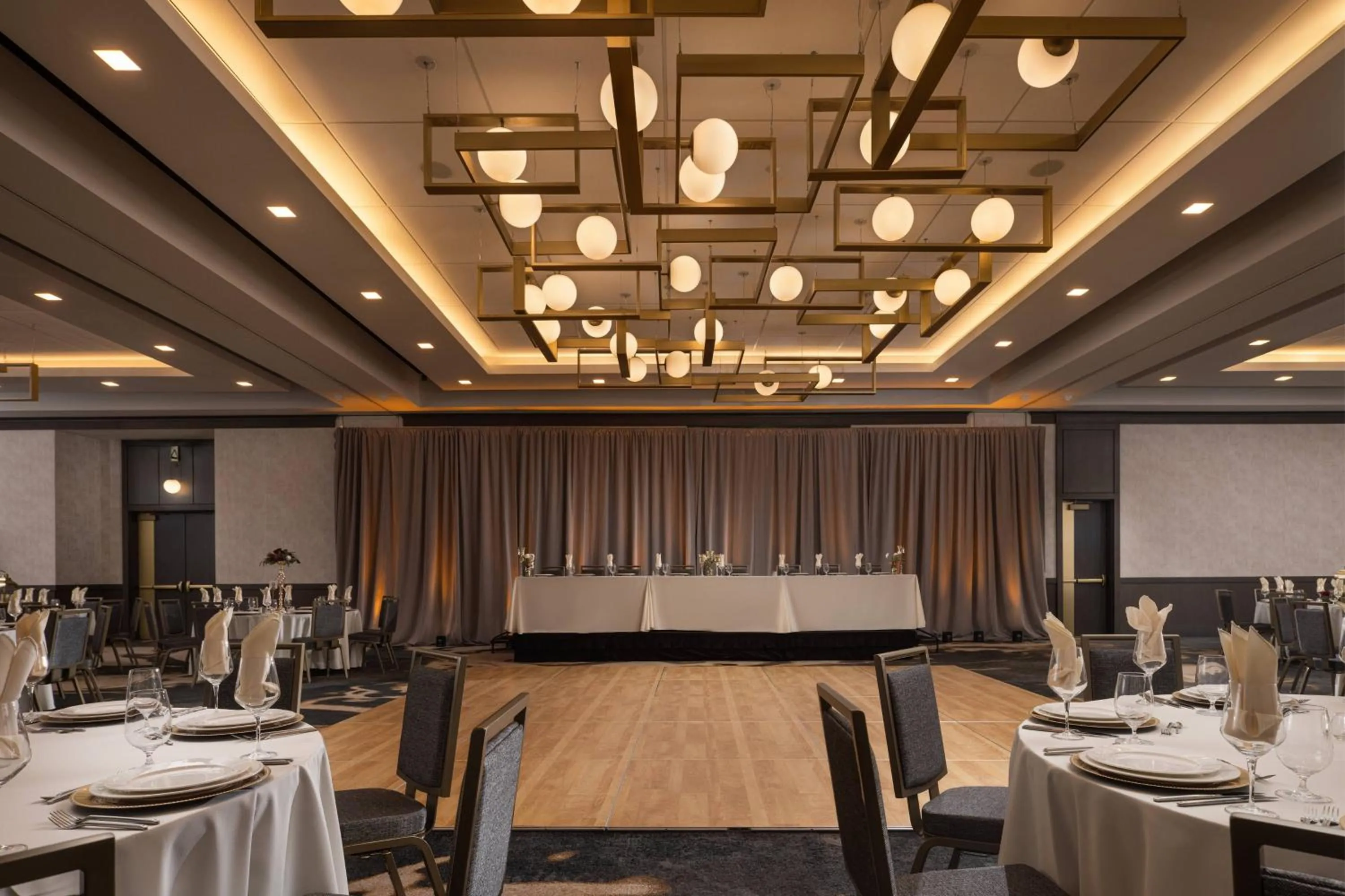 Banquet/Function facilities in Hotel Distil, Autograph Collection