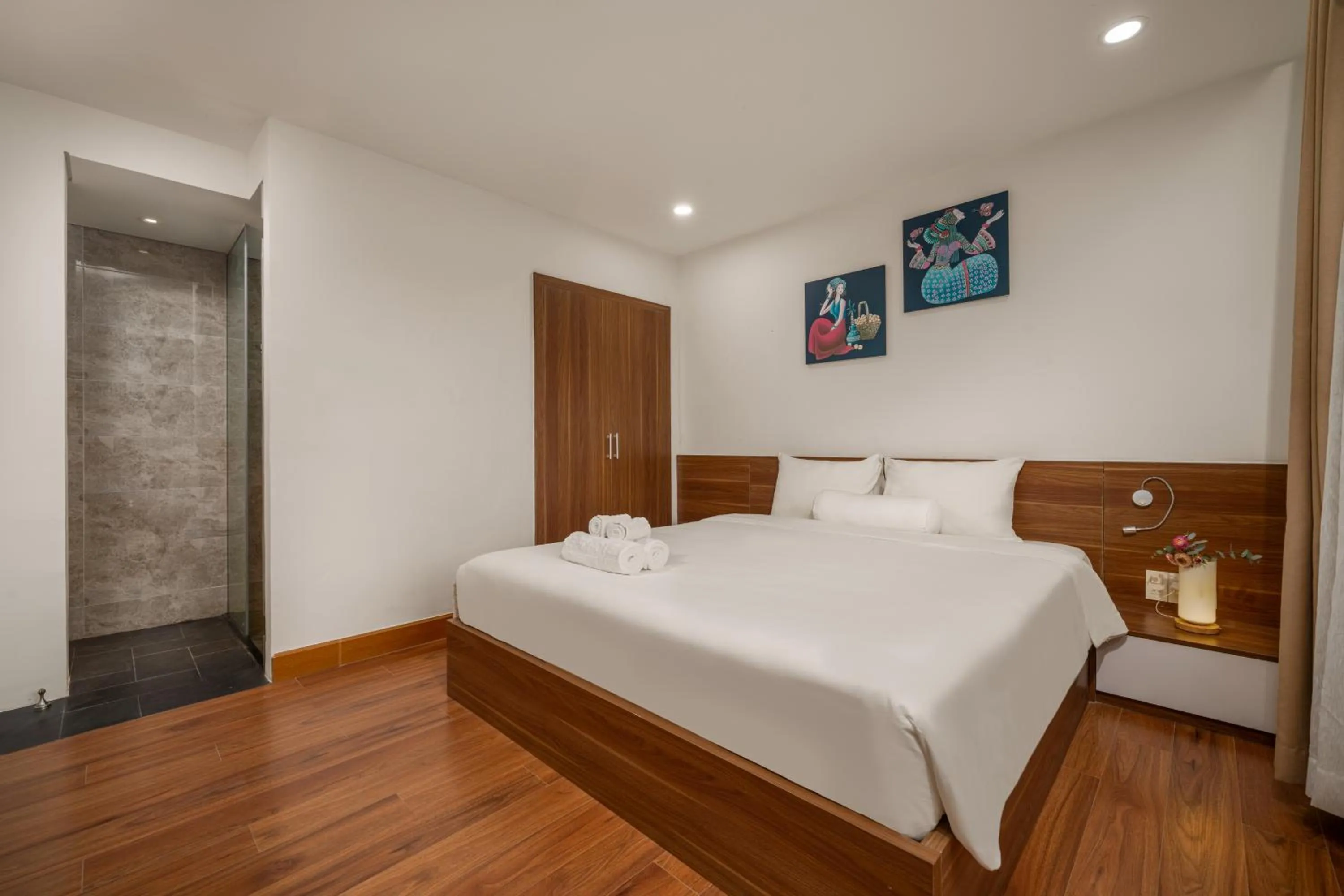 Bed in Rest Hotel & Apartment