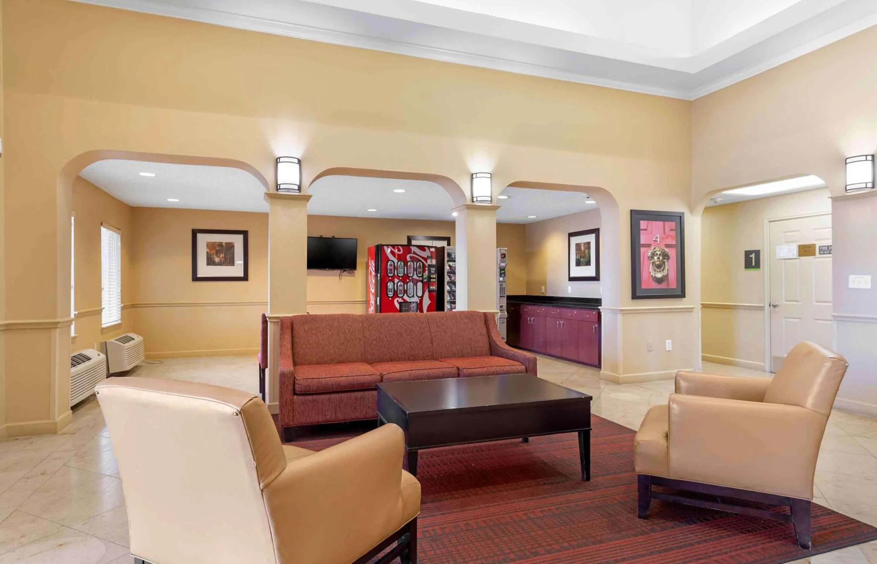 Lobby or reception in Extended Stay America Suites - Houston - Katy Freeway - Energy Corridor