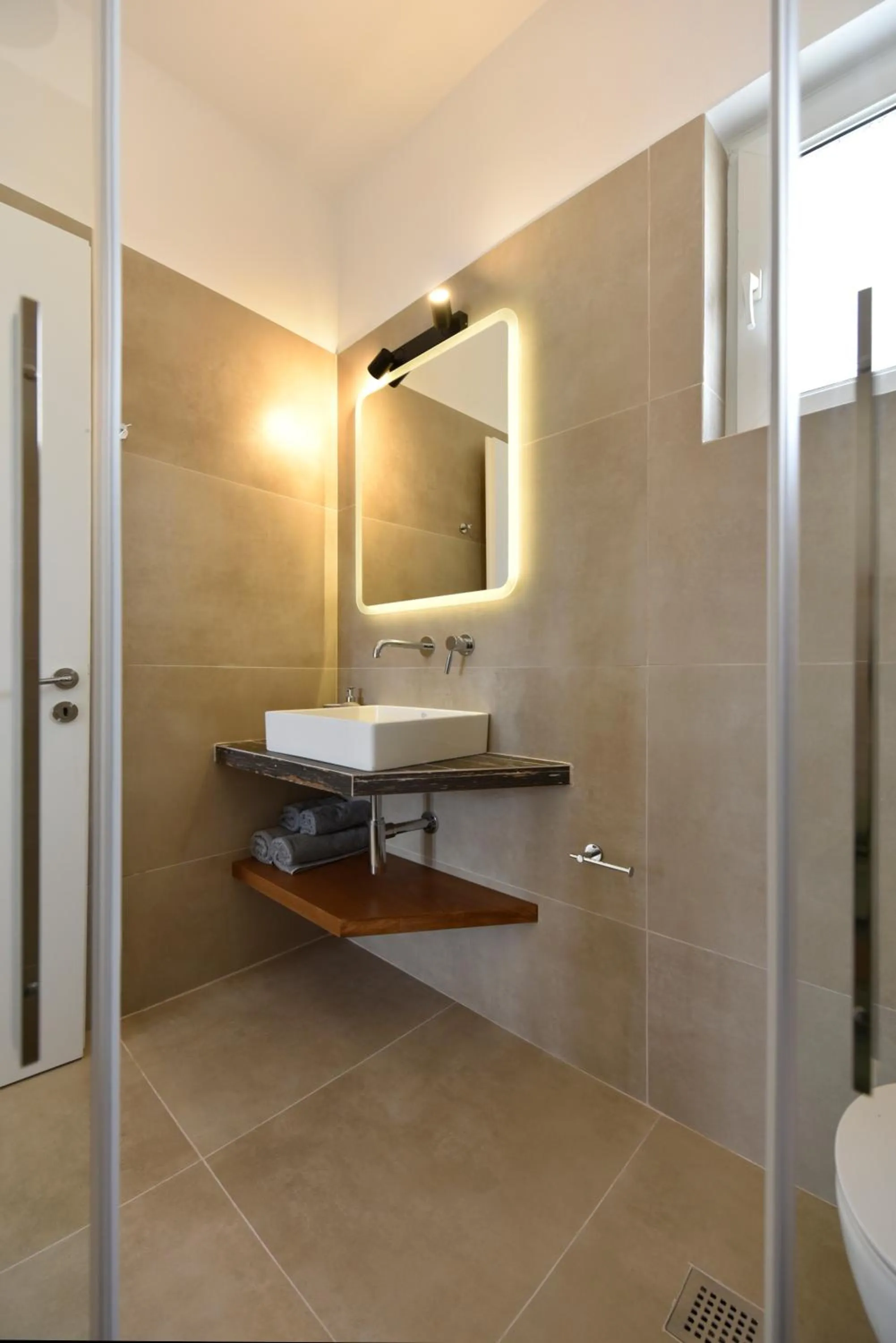 Giourgas Studios & Apartments