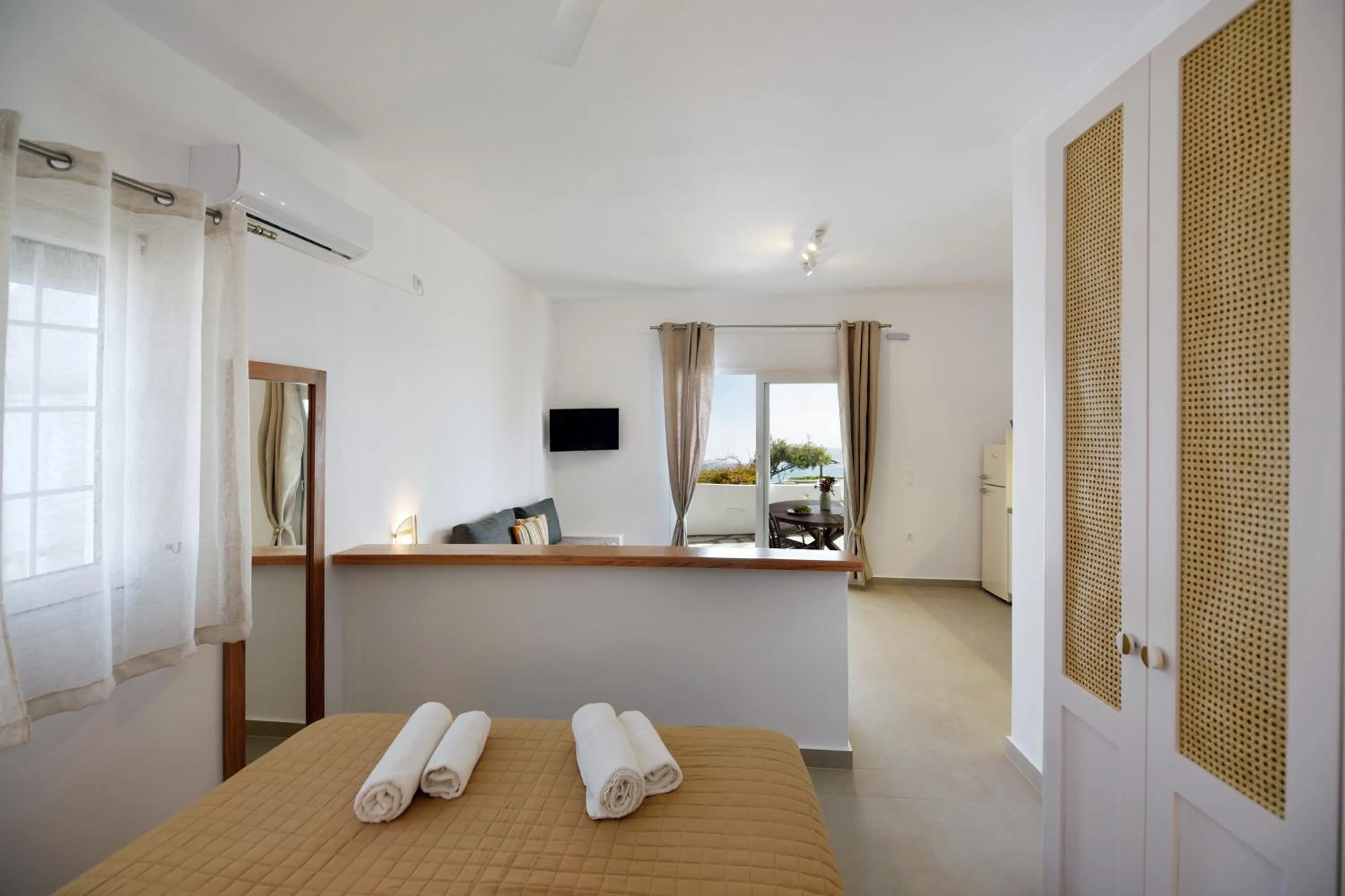 Bed in Giourgas Studios & Apartments