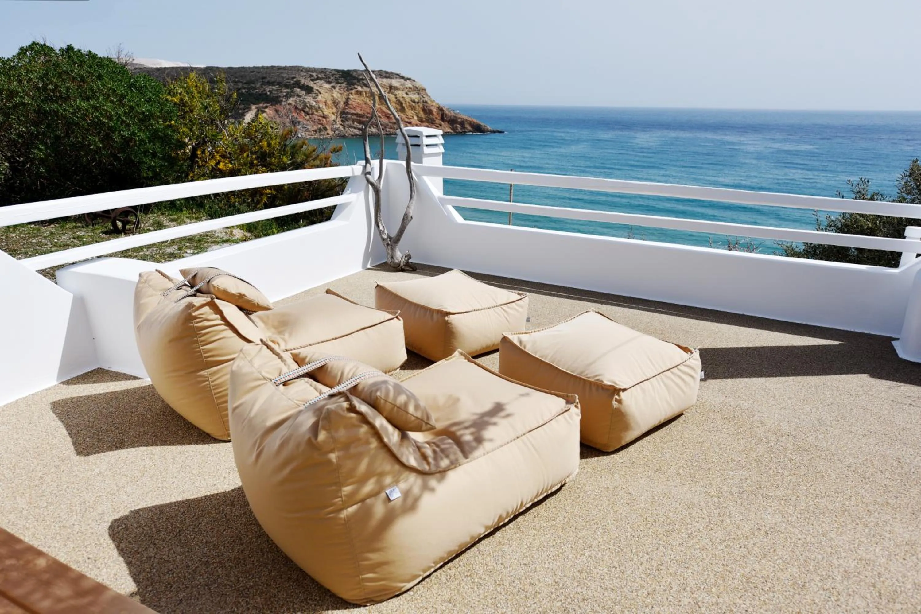 Giourgas Studios & Apartments