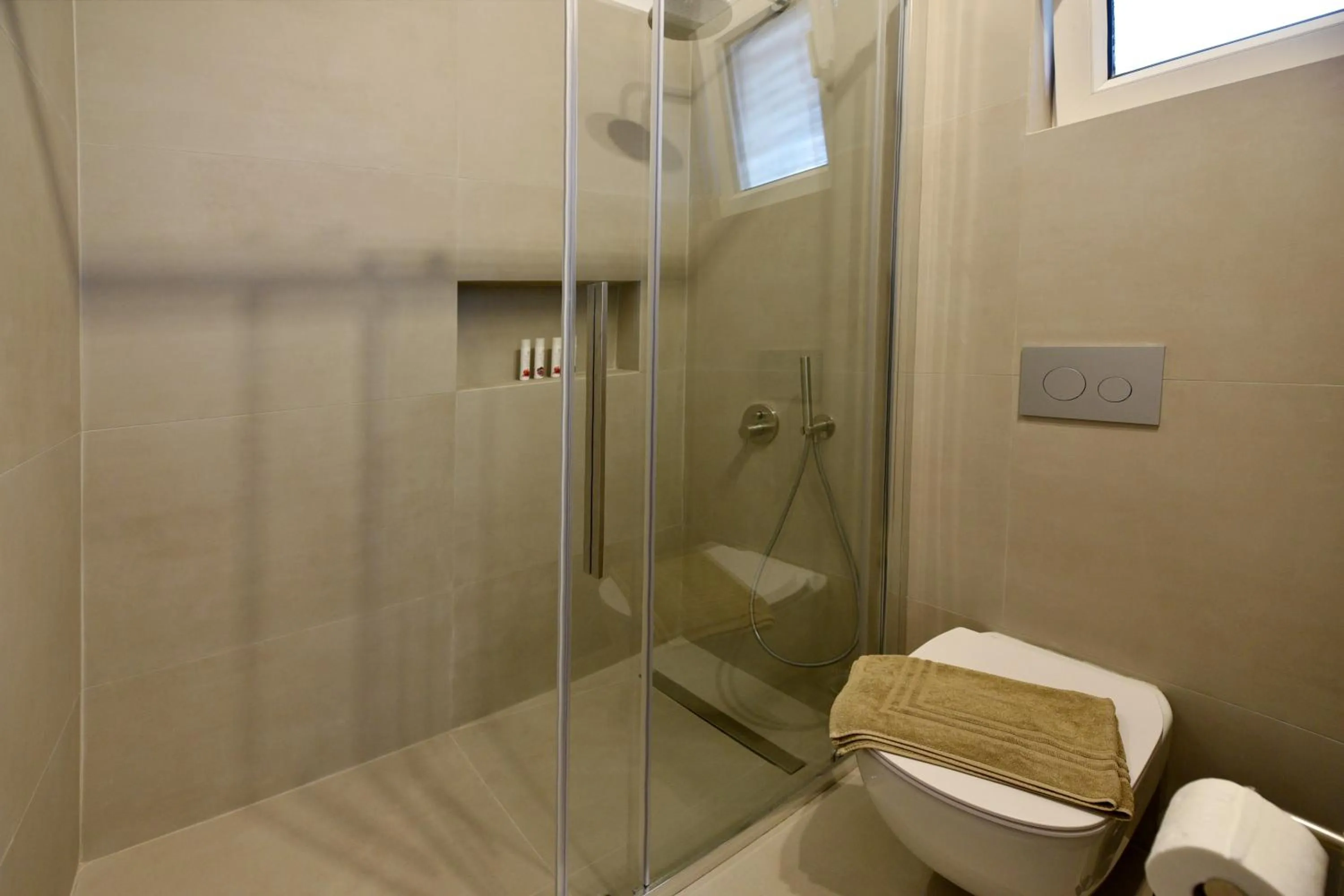 Giourgas Studios & Apartments