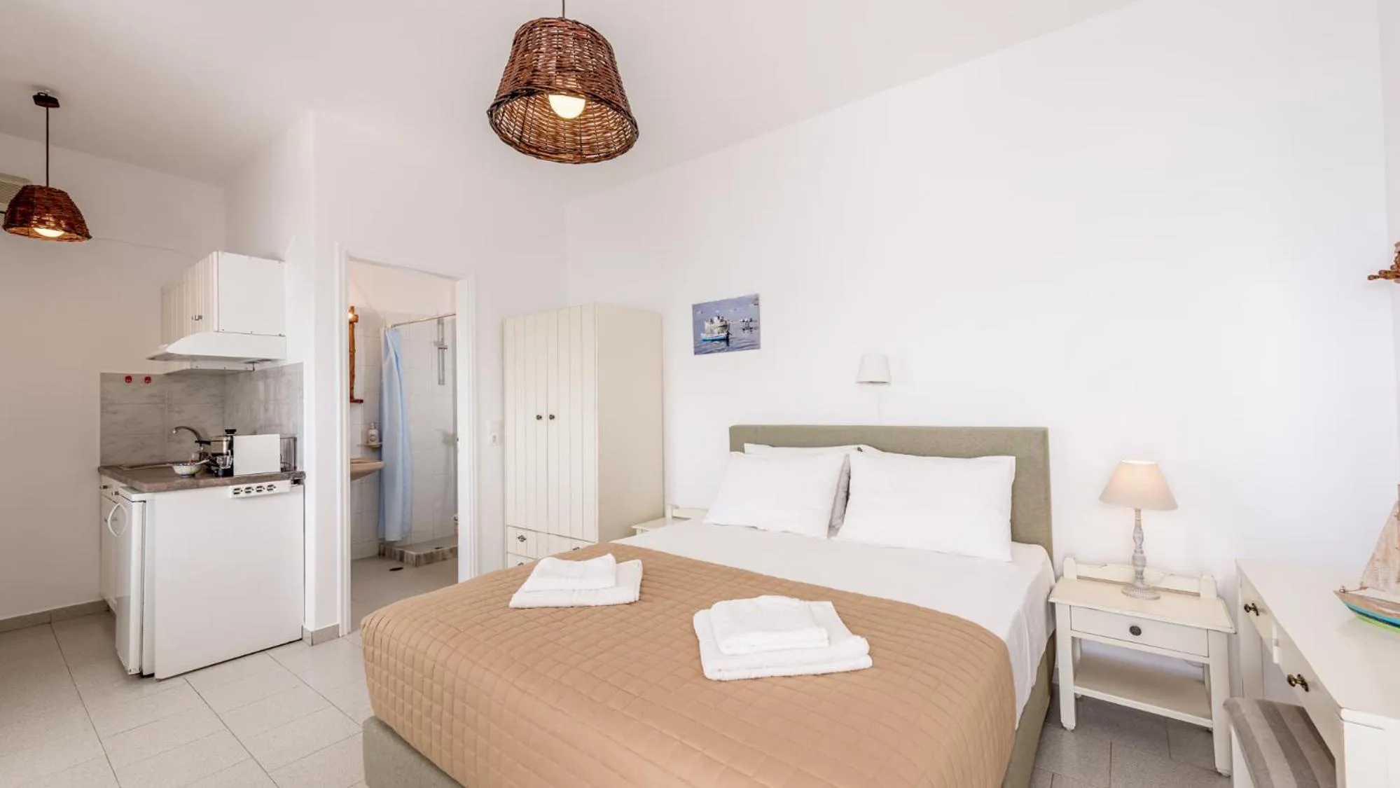 Bed in Giourgas Studios & Apartments